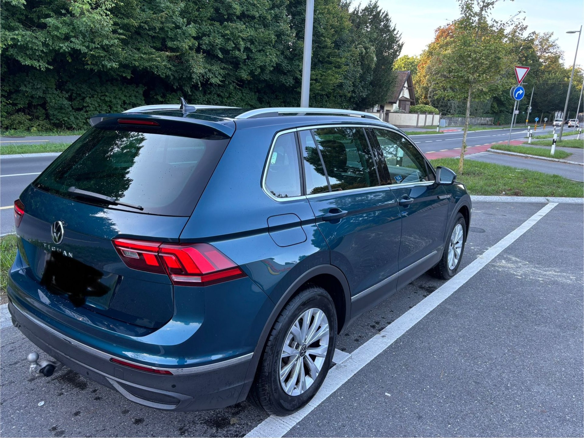 VW 1.5 TSI Life DSG 2WD-image-5