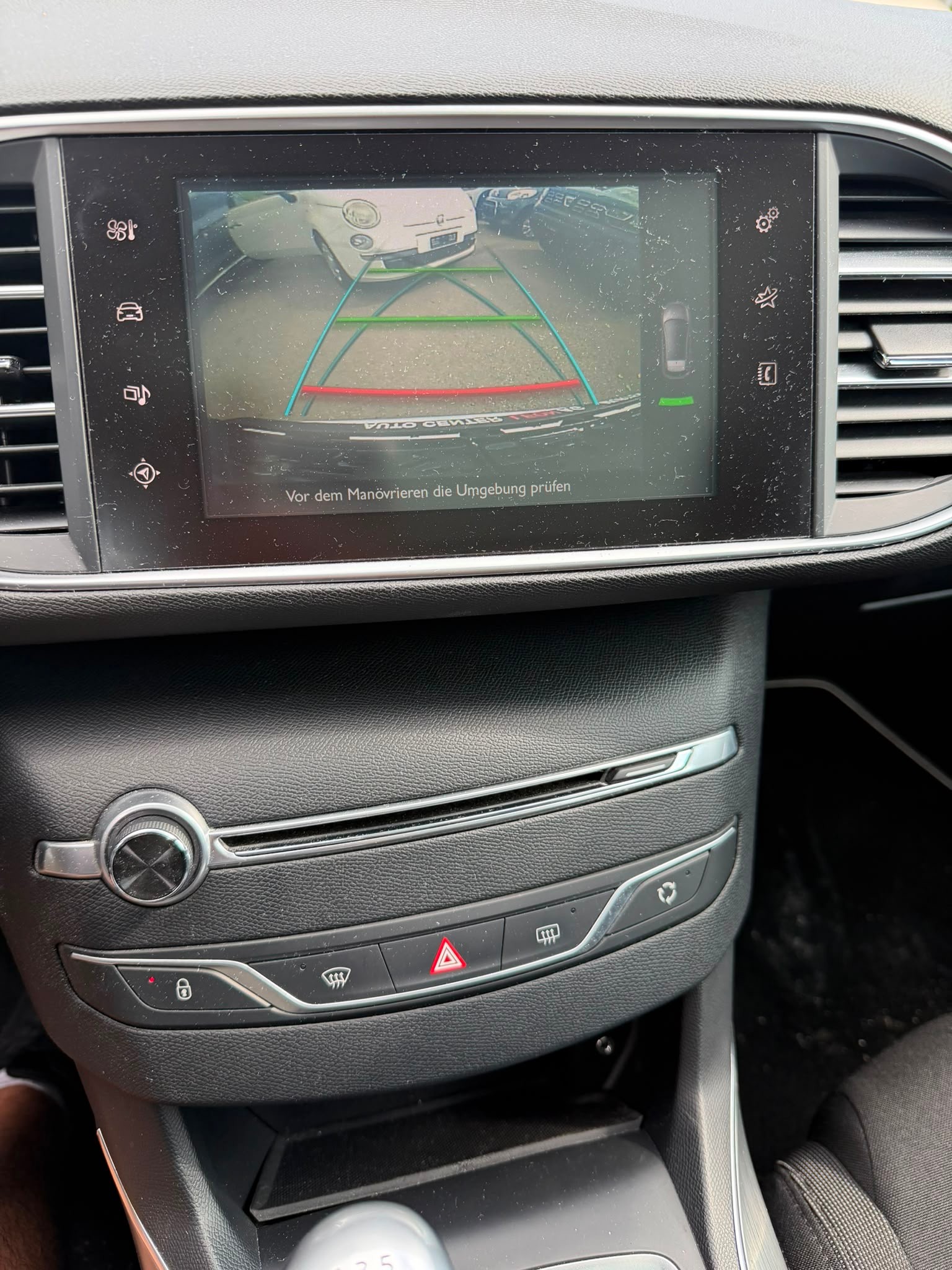 PEUGEOT 308 1.2 THP Active-image-7