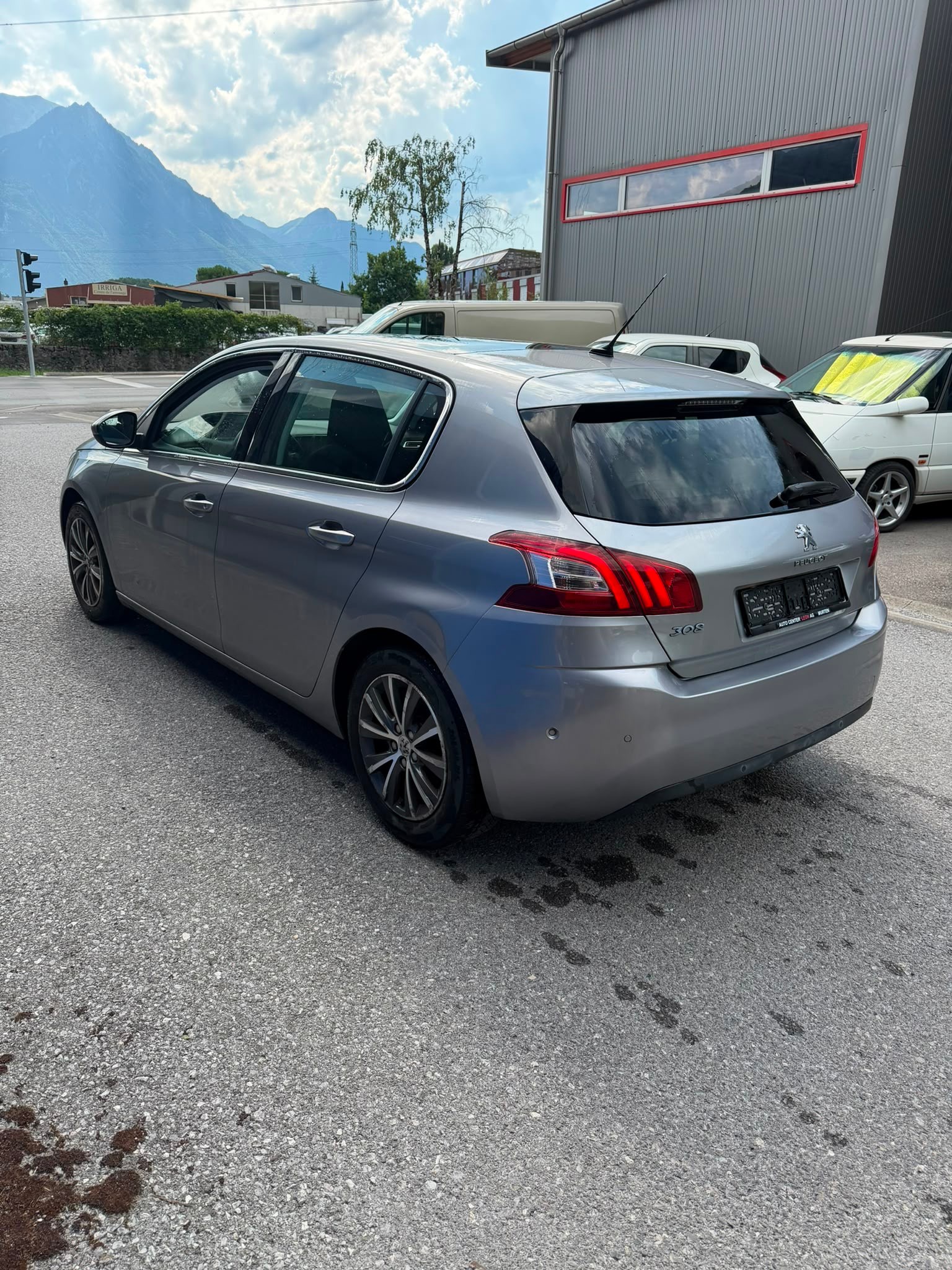 PEUGEOT 308 1.2 THP Active-image-5