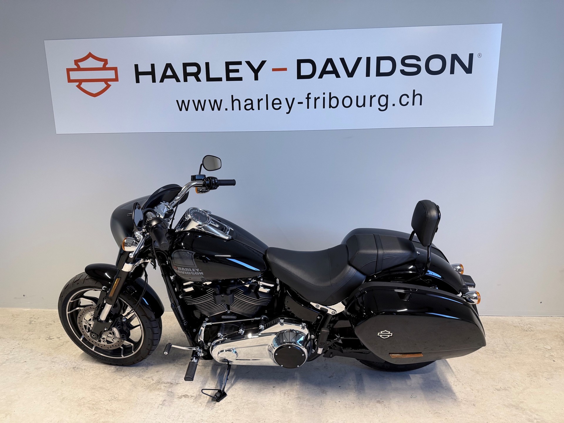 HARLEY-DAVIDSON FLSB Sport Glide 107-showroom-element-2