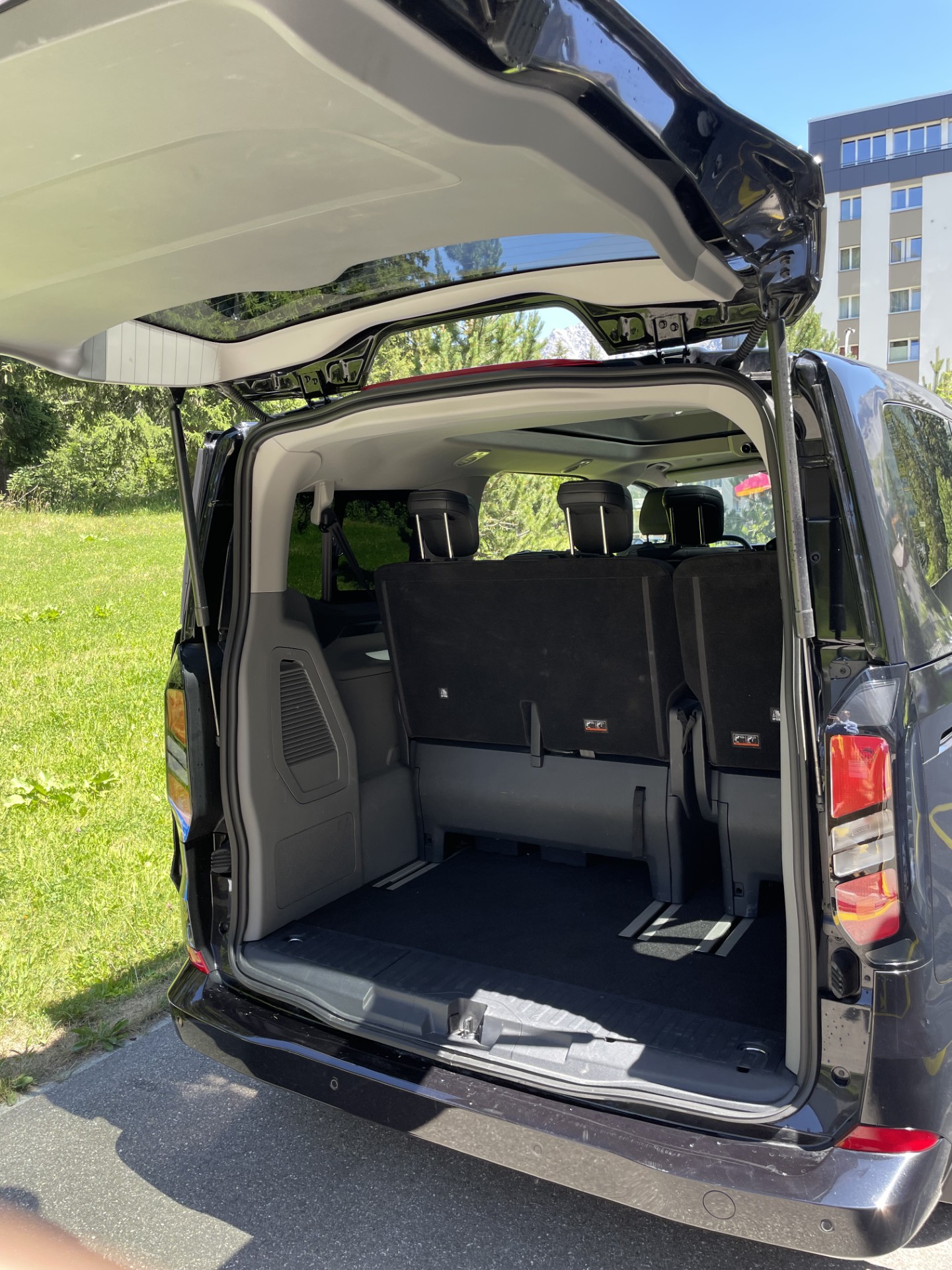 FORD 320 L1-image-2