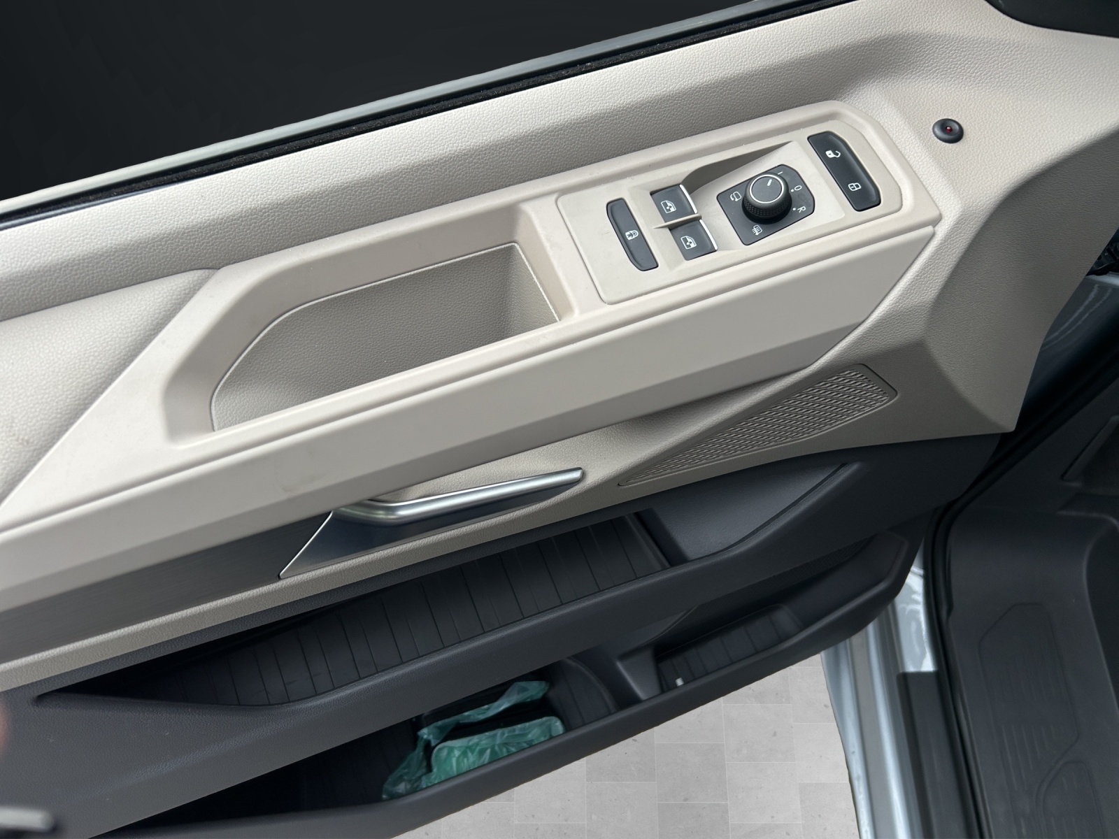 VW New California 2.0 TDI Ocean * Sonderlackierung *-image-18