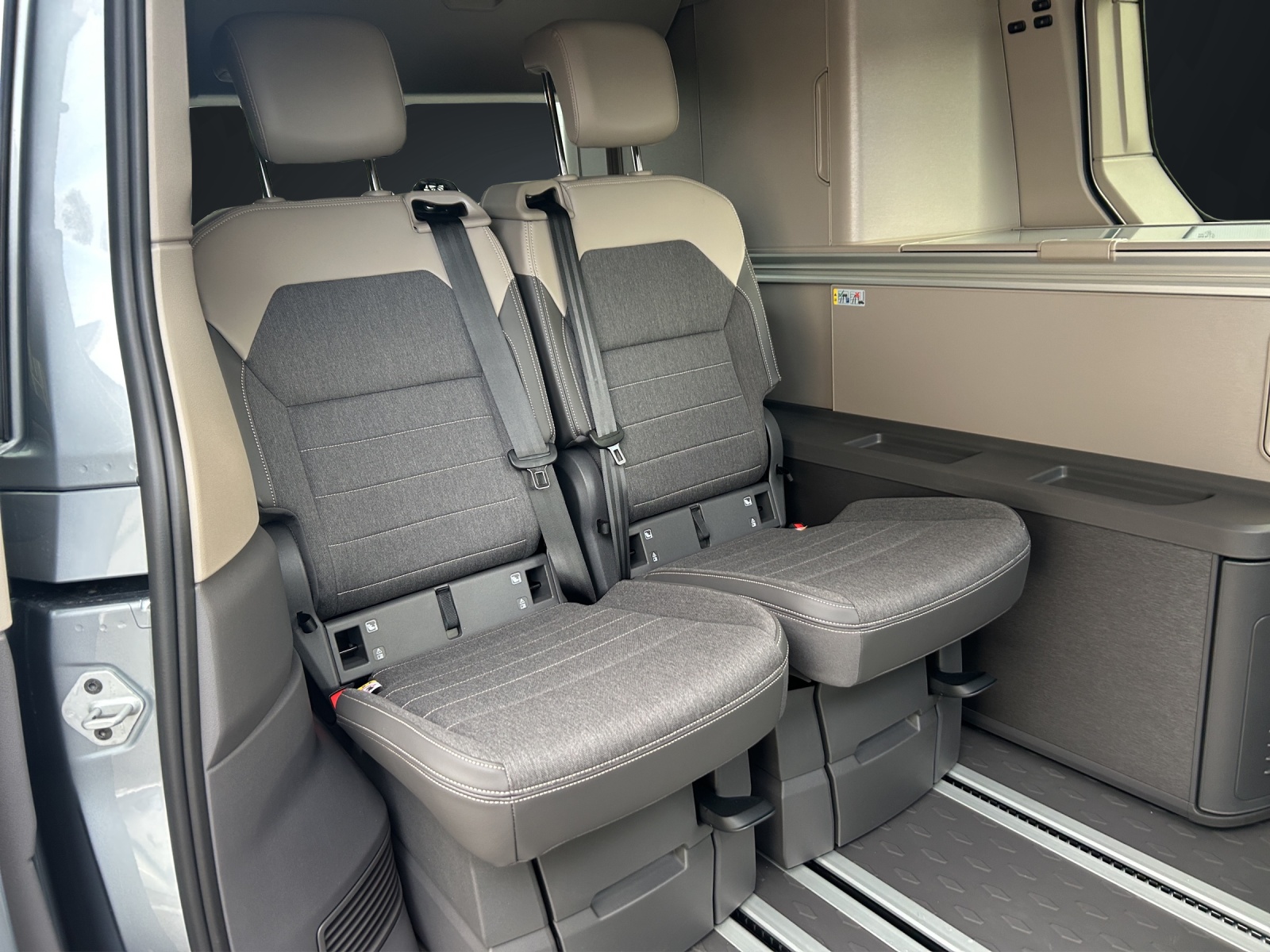 VW New California 2.0 TDI Ocean * Sonderlackierung *-image-8