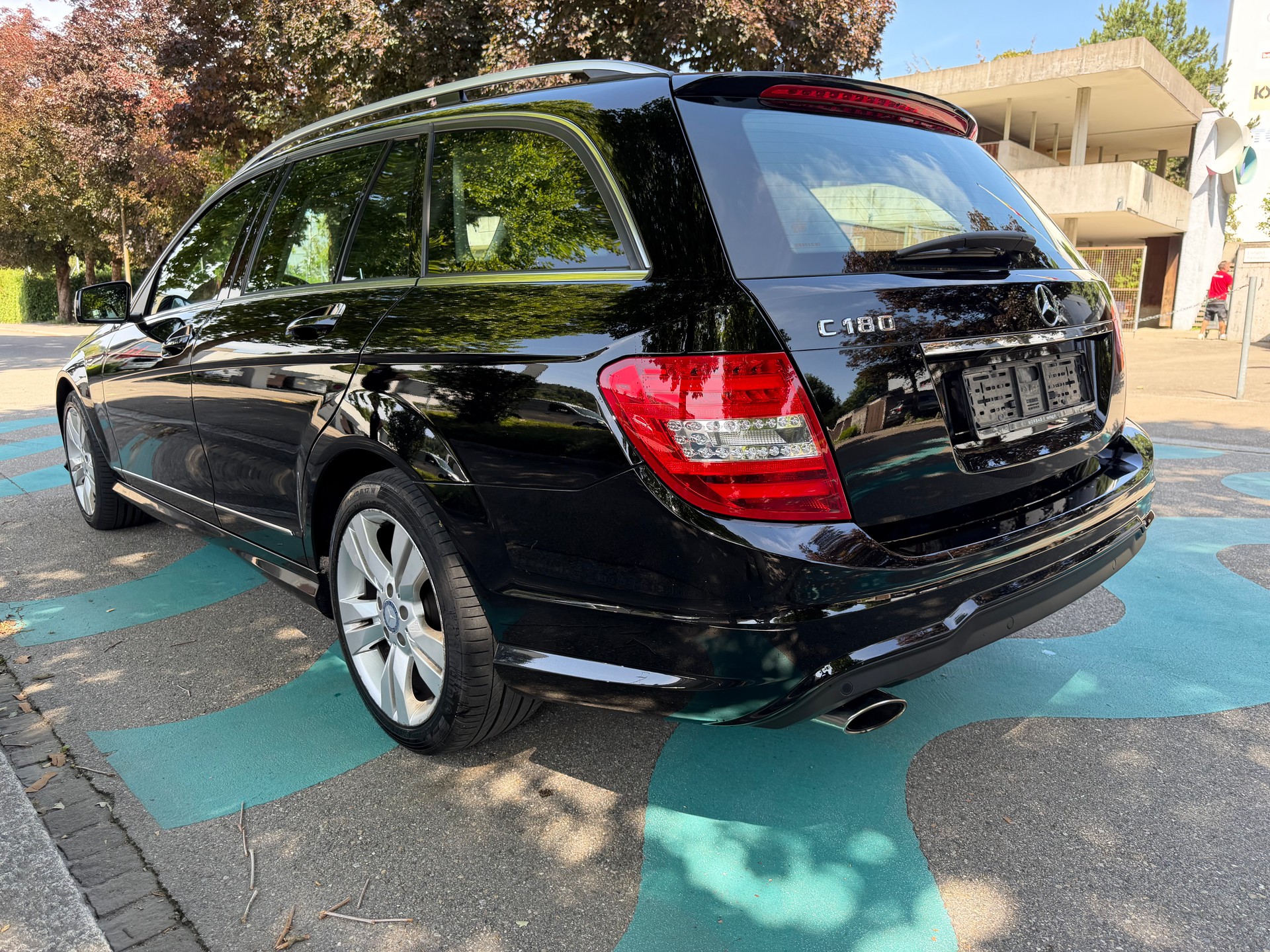 MERCEDES-BENZ C 180 Avantgarde 7G-Tronic-image-4