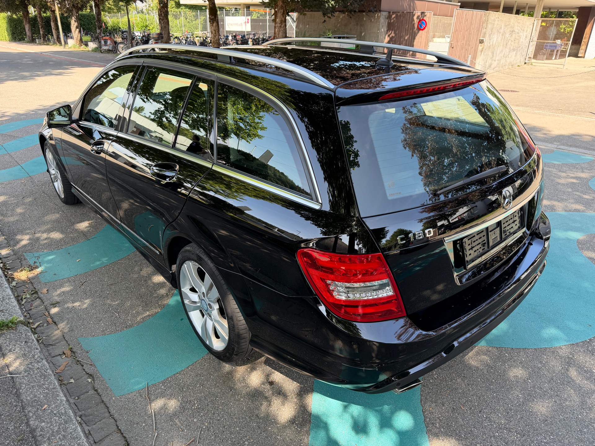 MERCEDES-BENZ C 180 Avantgarde 7G-Tronic-image-3