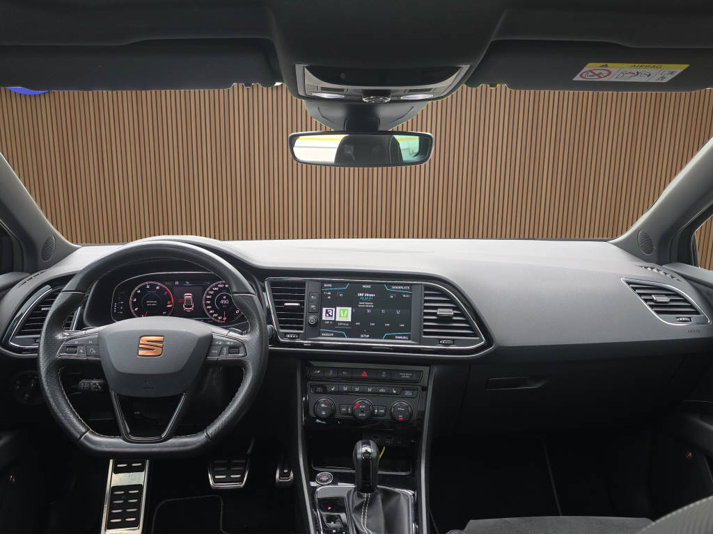 SEAT Leon ST 2.0 TSI 300 Cupra 4Drive DSG-image-16
