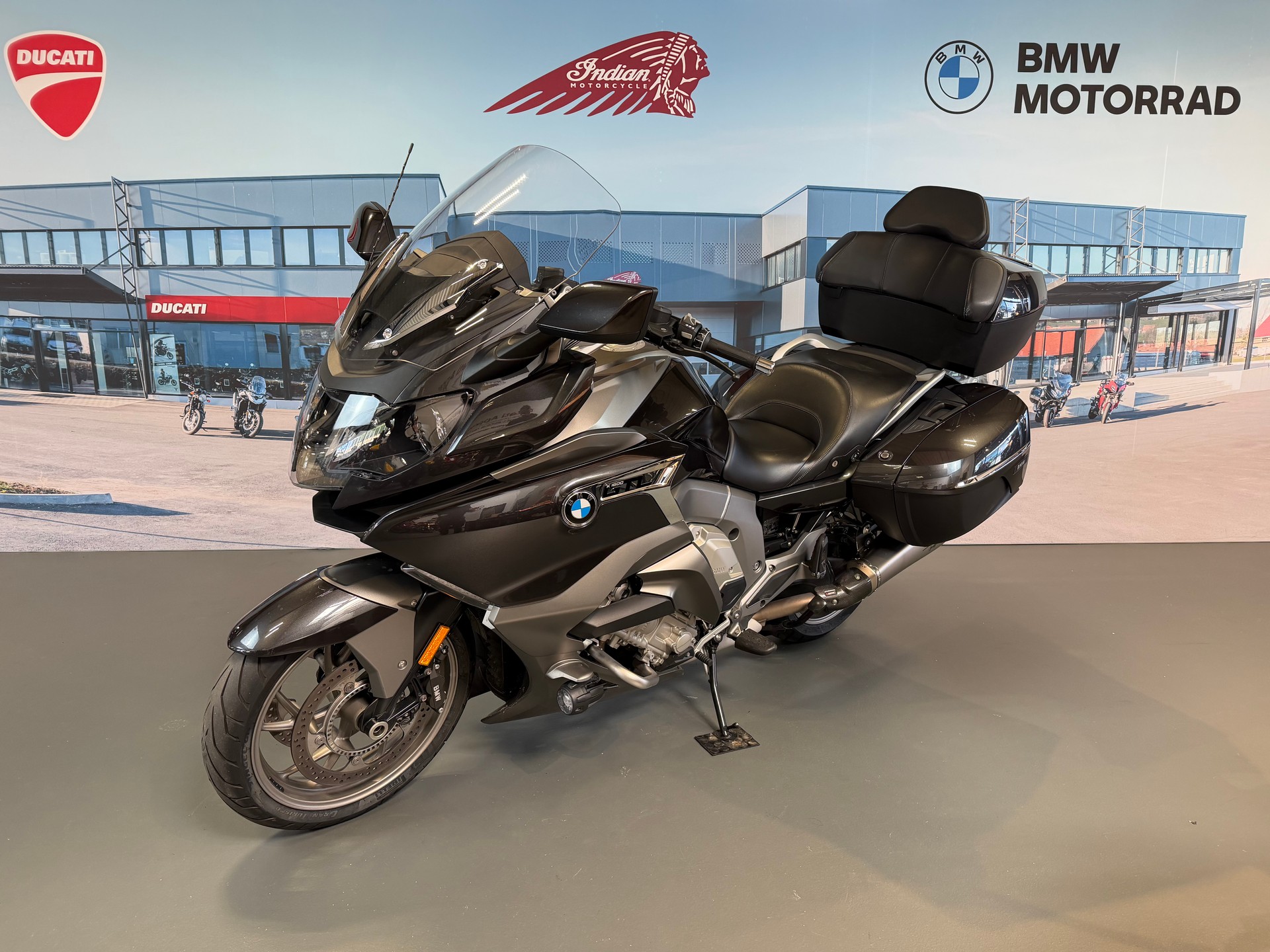 BMW K 1600 GTL-showroom-element-2