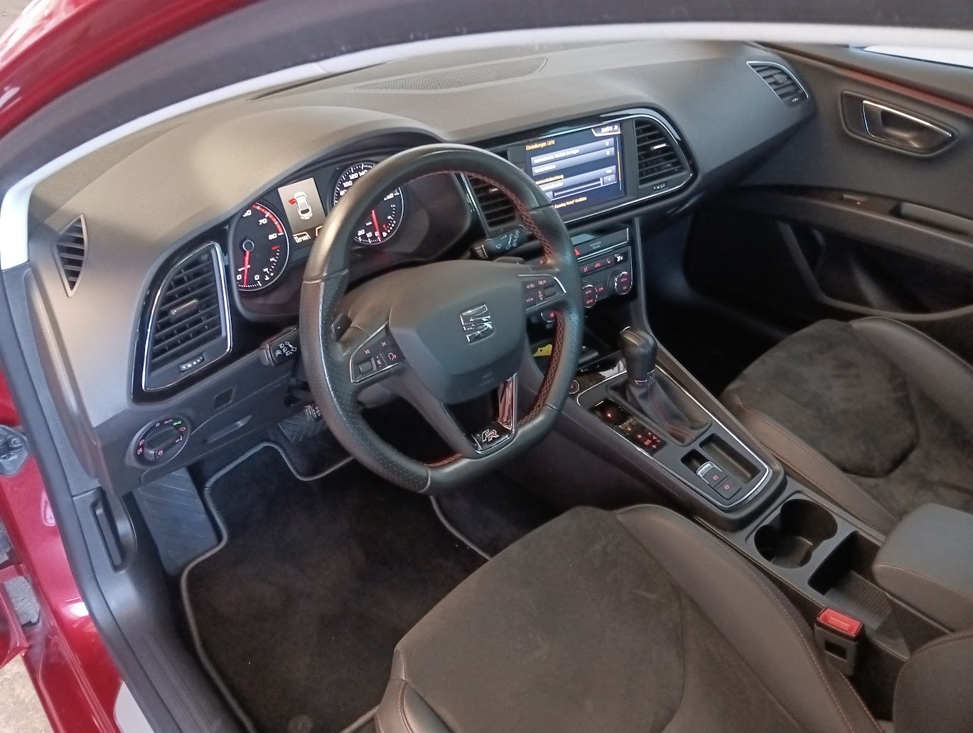 SEAT Leon ST 1.4 TSI ACT FR DSG-image-8