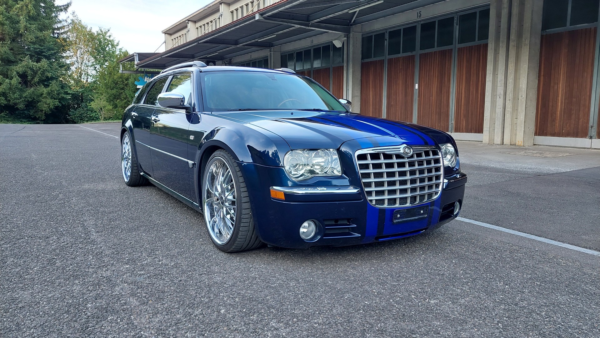 CHRYSLER 5.7 V8 HEMI-image-0