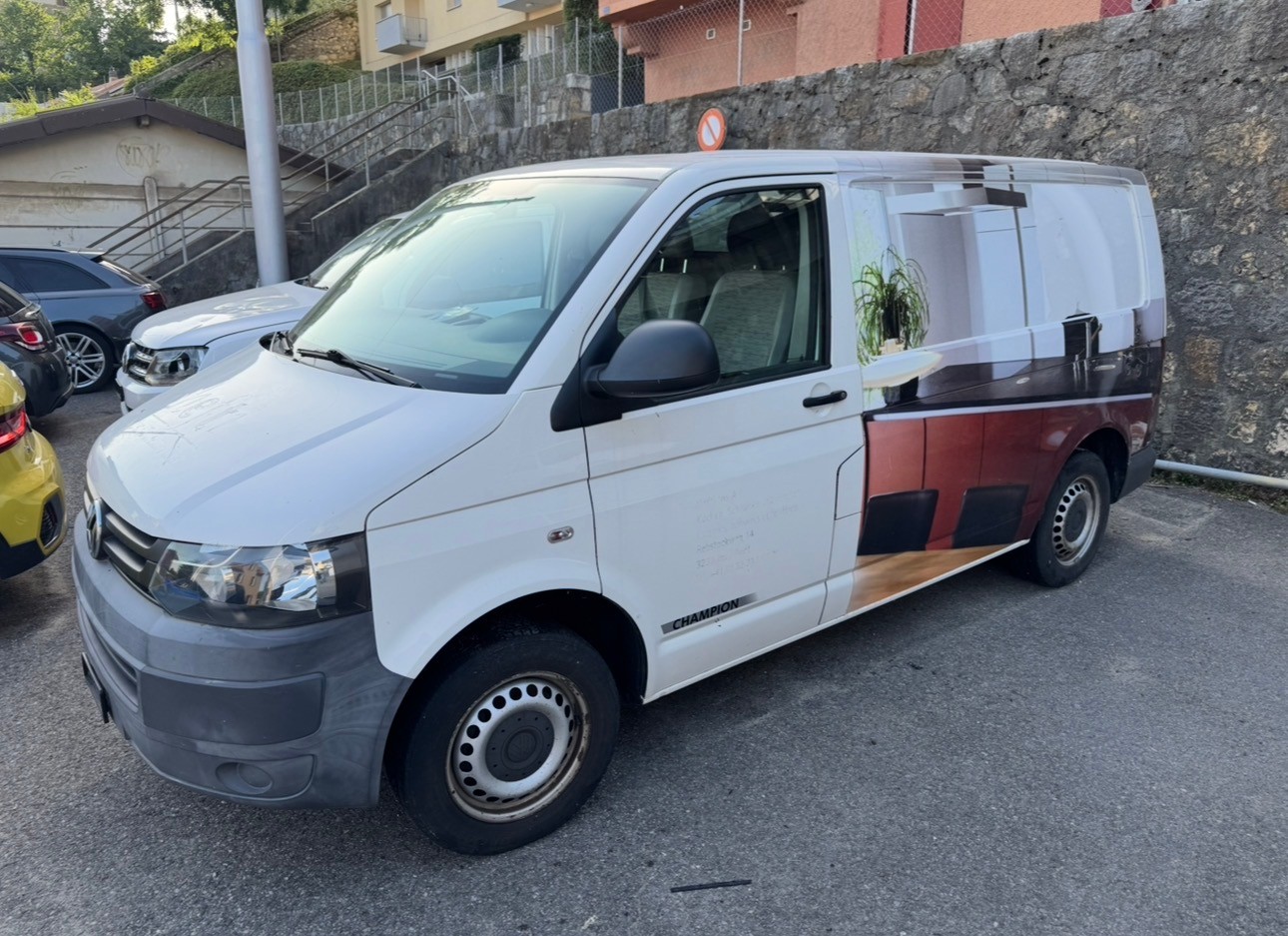 VW T5 2.0 TDI-image-4