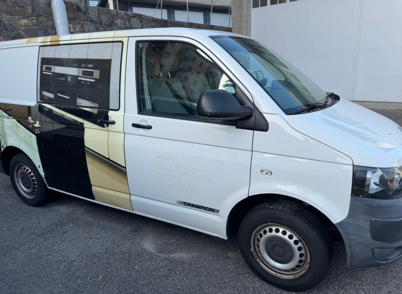 VW T5 2.0 TDI-image-3