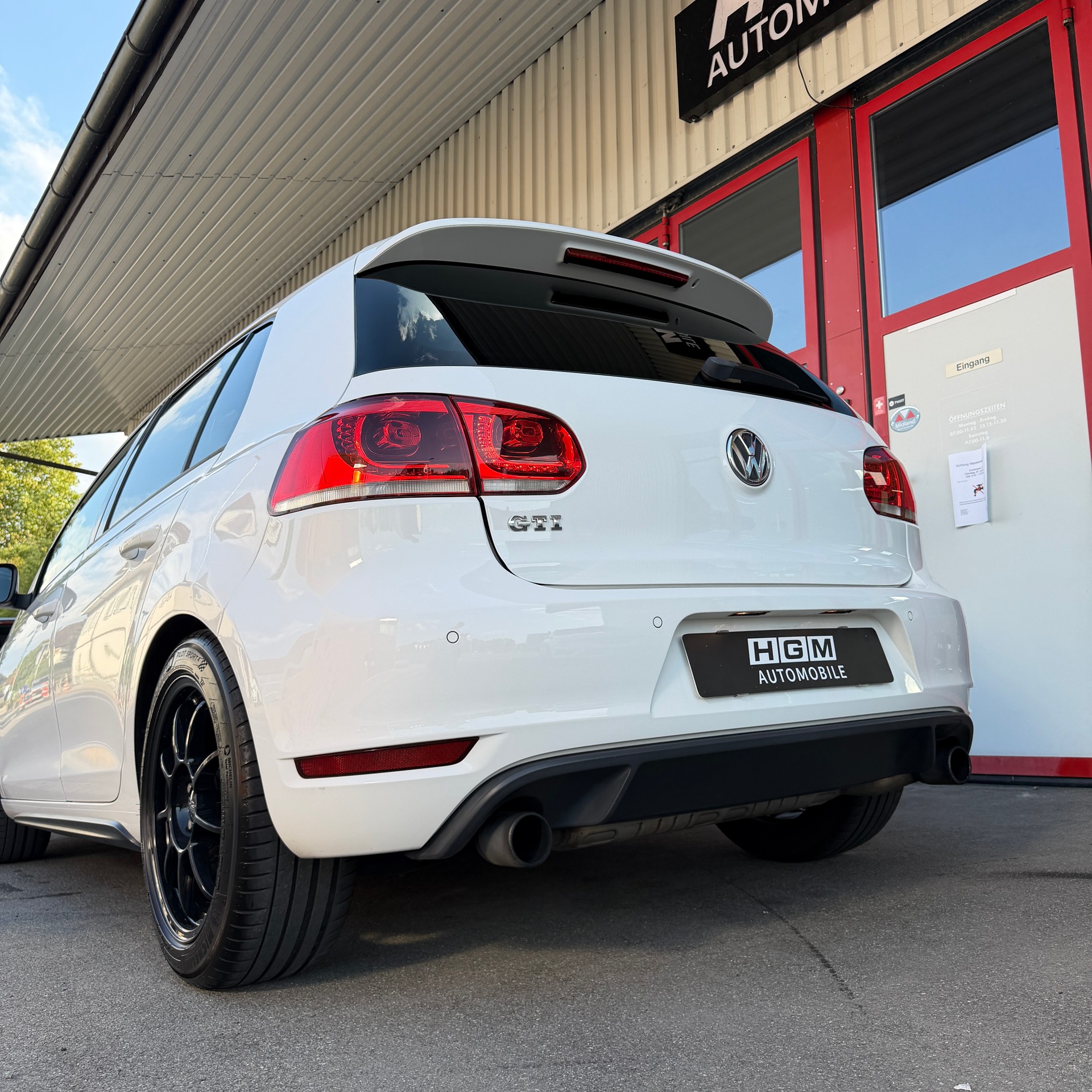 VW Golf 2.0 TSI GTI DSG-image-5