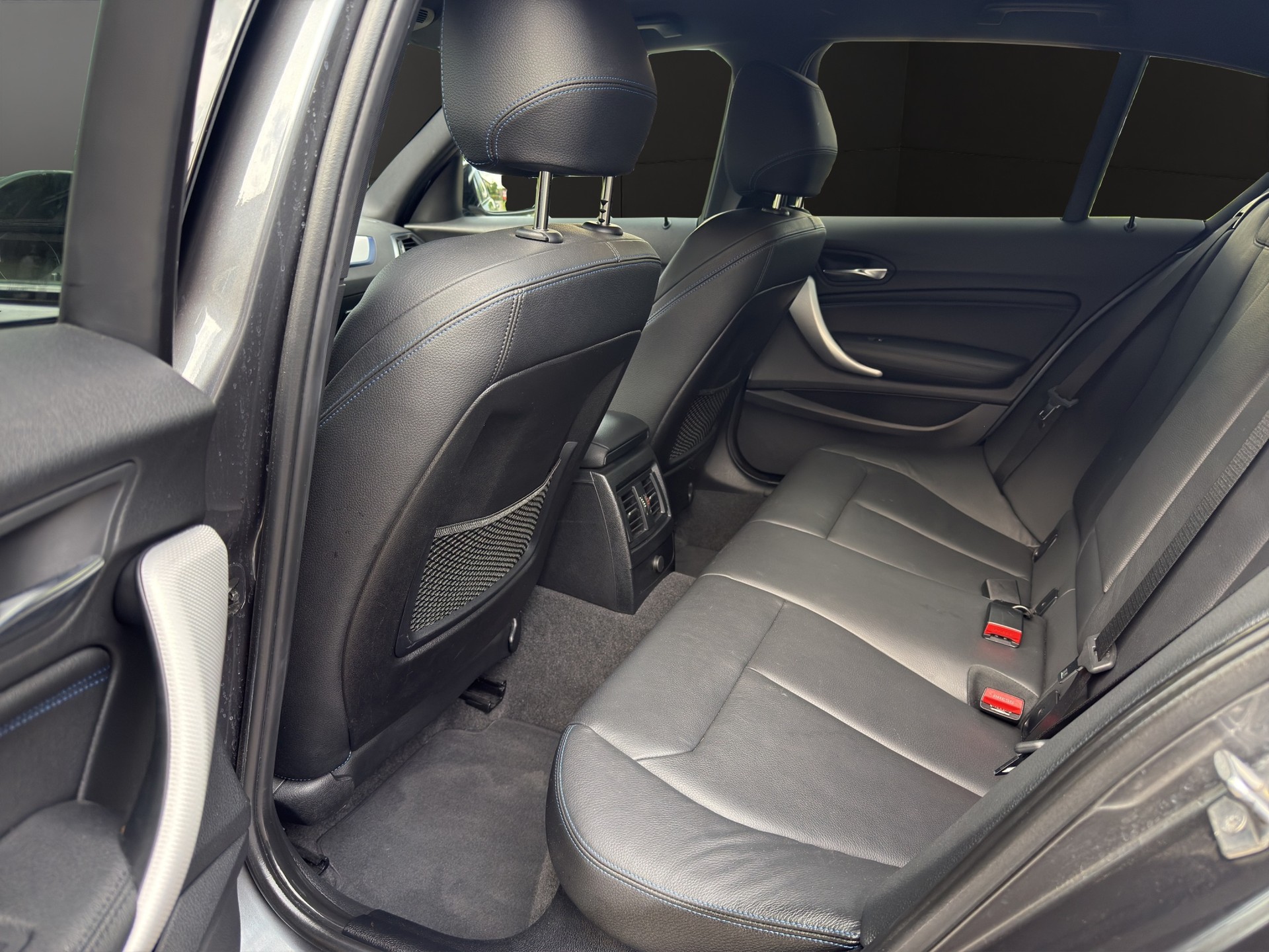 BMW 125i Edition M Sport Steptronic-image-11