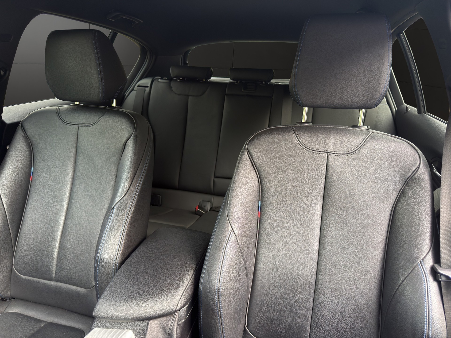 BMW 125i Edition M Sport Steptronic-image-14