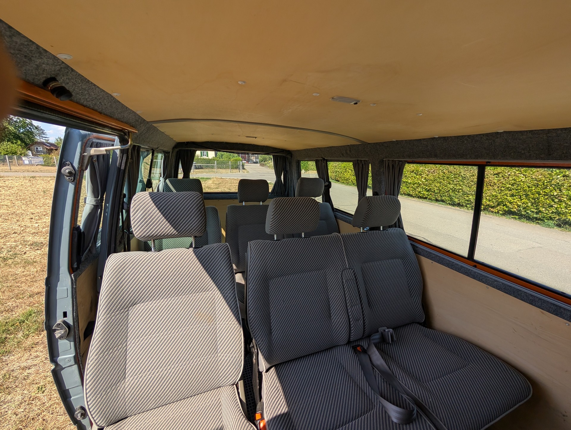 VW 2.5-image-1