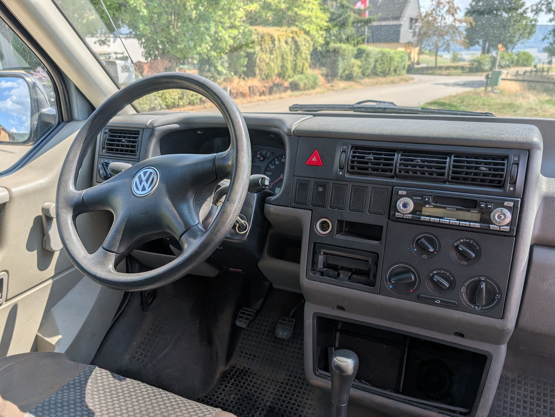 VW 2.5-image-3