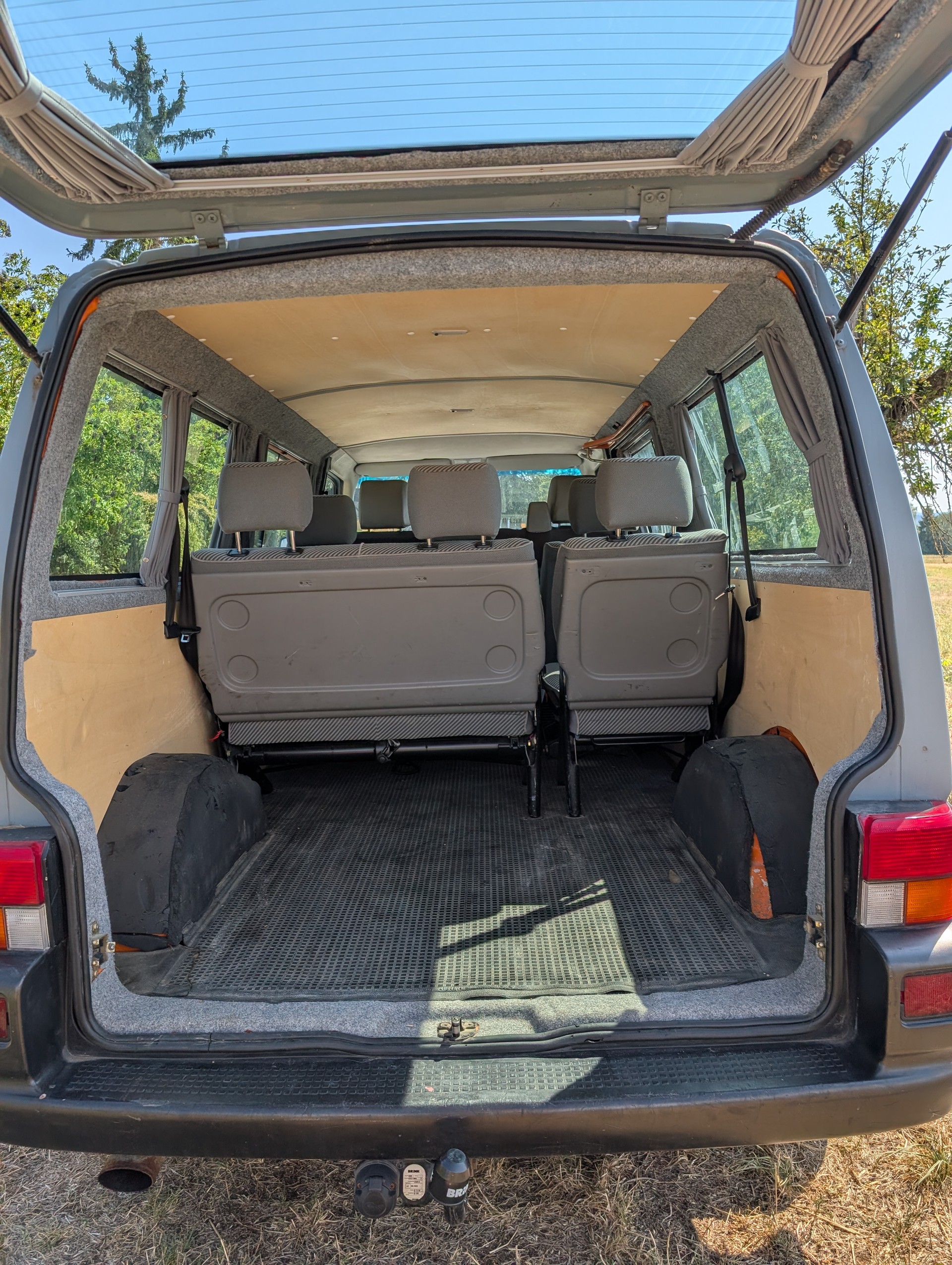 VW 2.5-image-2
