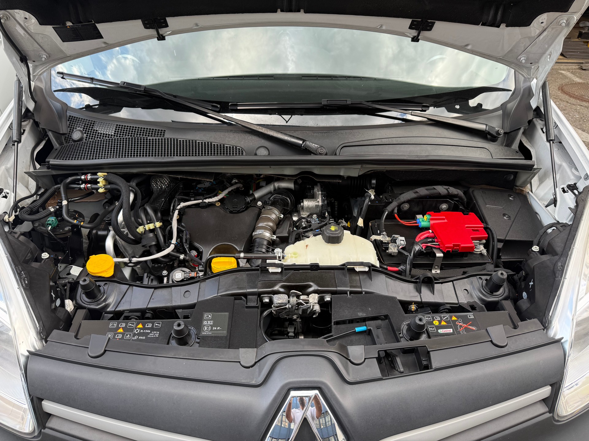 RENAULT Kangoo Medium dCi 95-image-9
