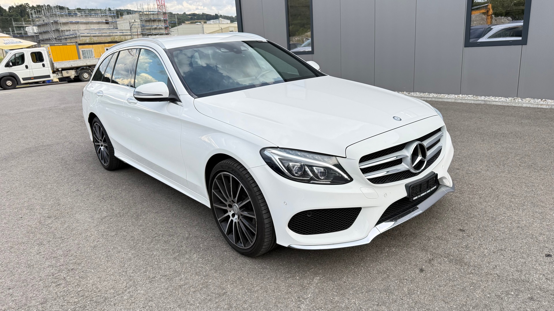 MERCEDES-BENZ C 400 AMG Line 4Matic 7G-Tronic-image-2