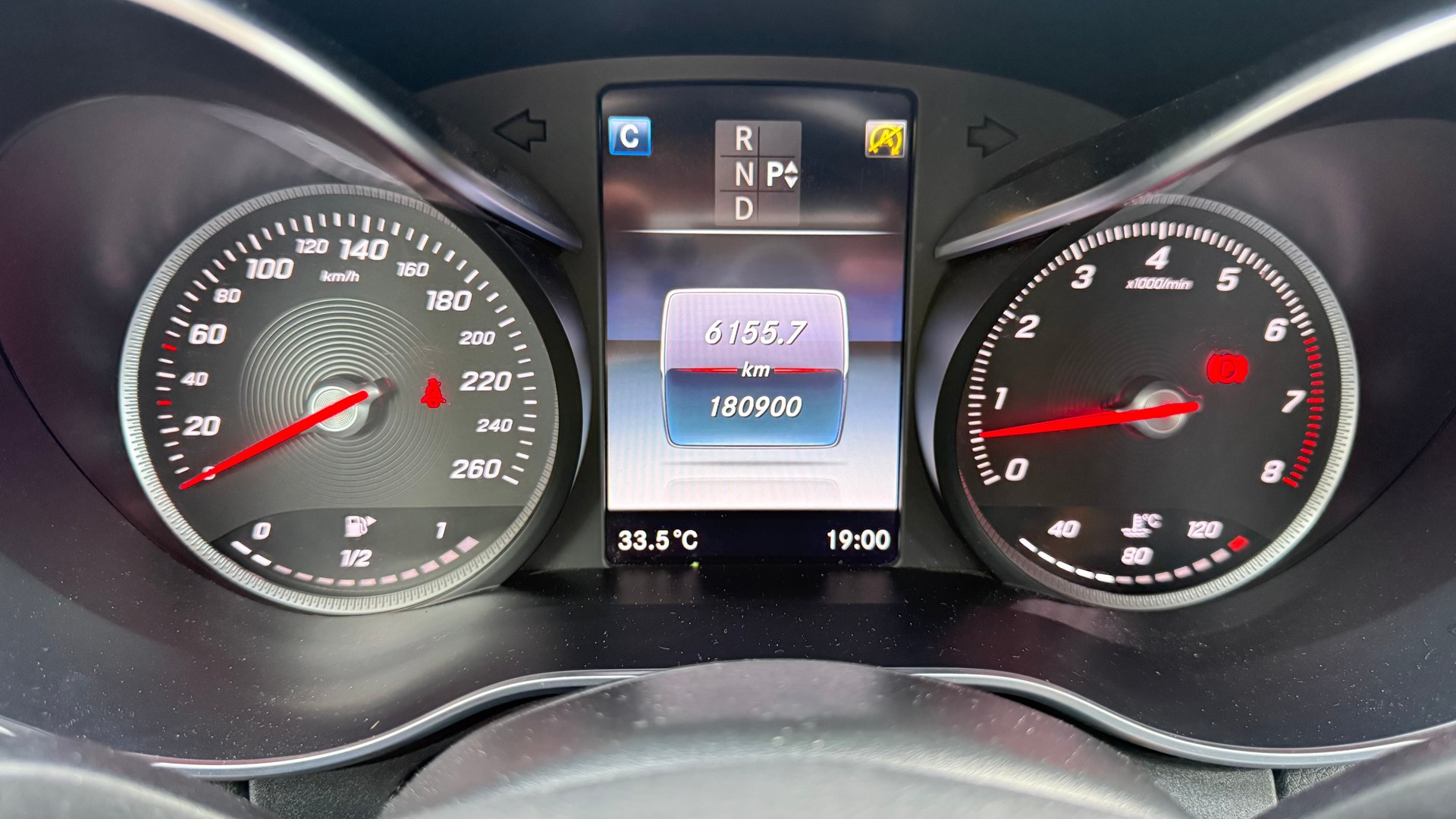 MERCEDES-BENZ C 400 AMG Line 4Matic 7G-Tronic-image-13