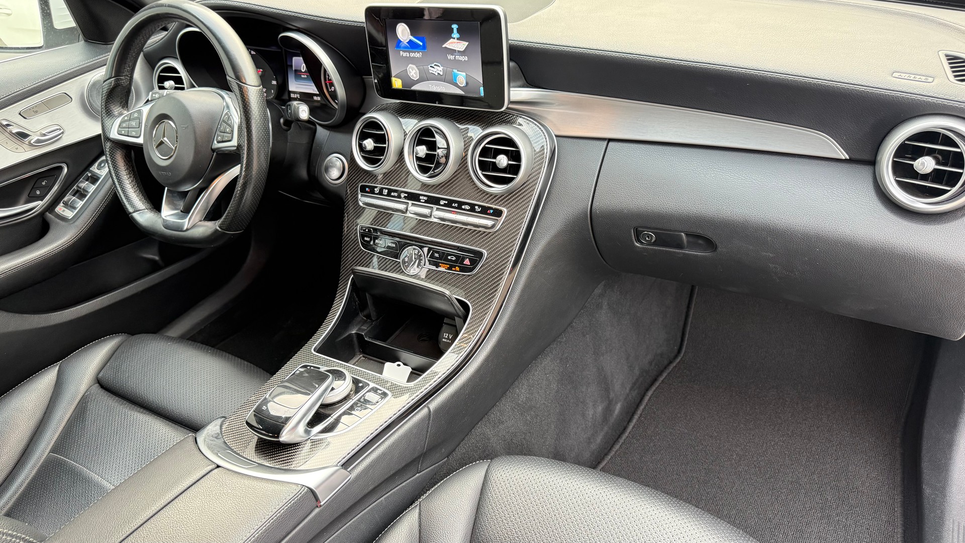 MERCEDES-BENZ C 400 AMG Line 4Matic 7G-Tronic-image-7