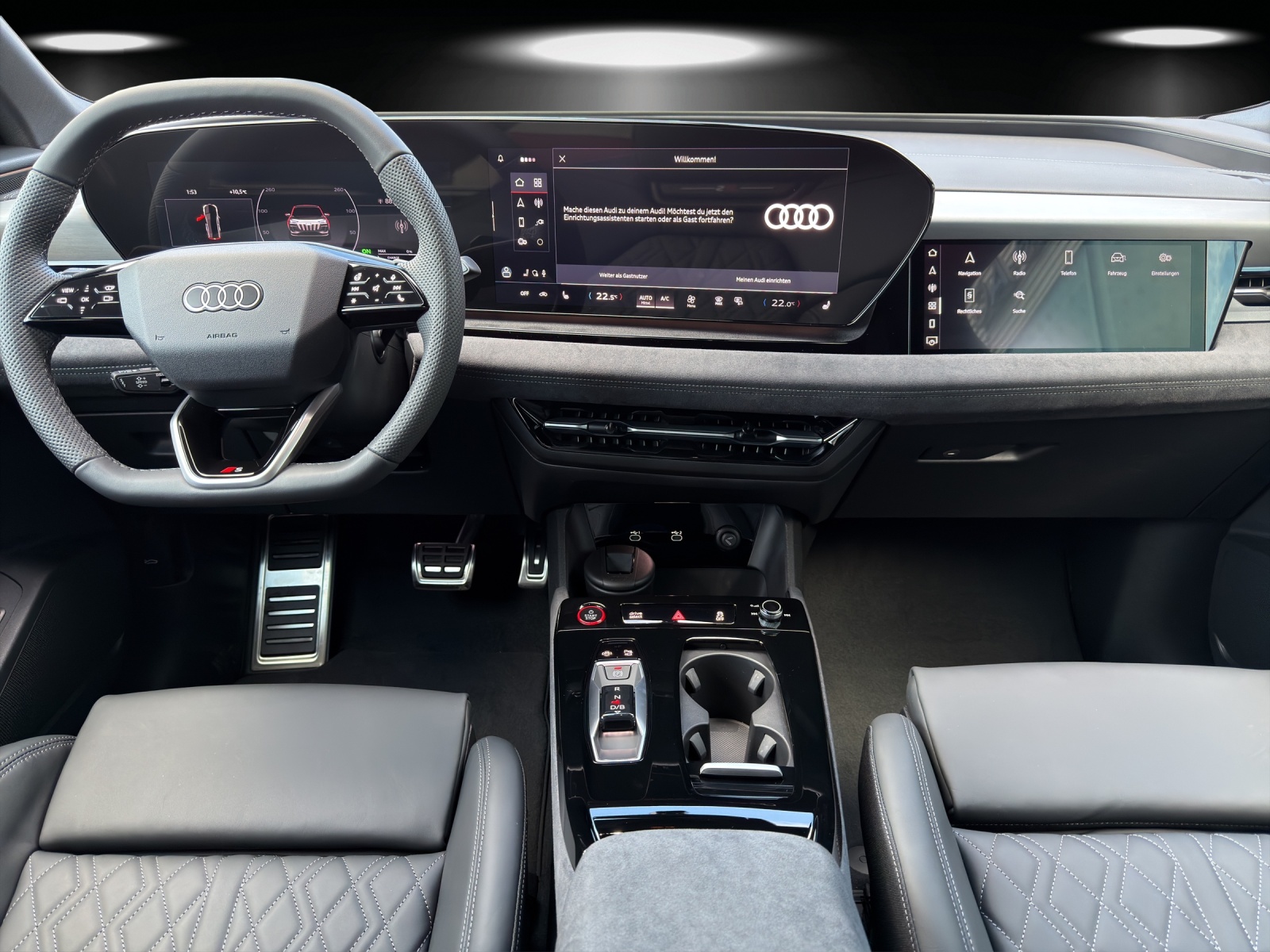 AUDI SQ6 Sportback e-tron quattro-image-11