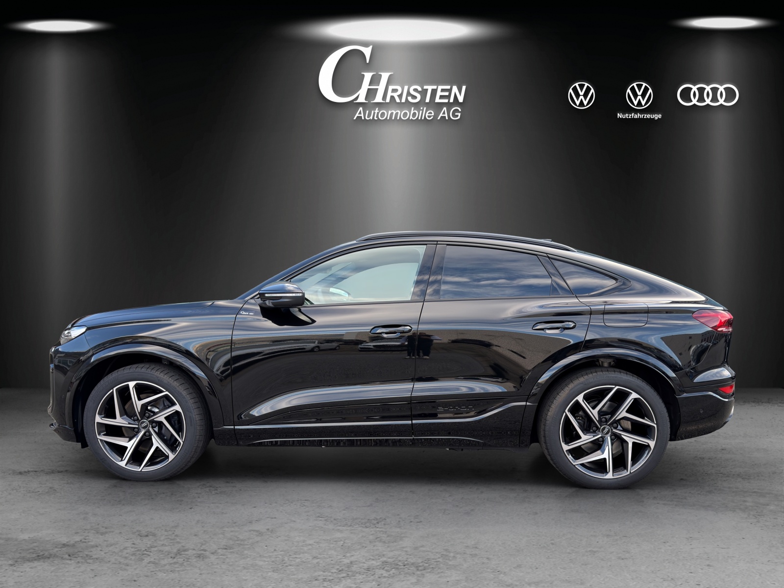 AUDI SQ6 Sportback e-tron quattro-image-1