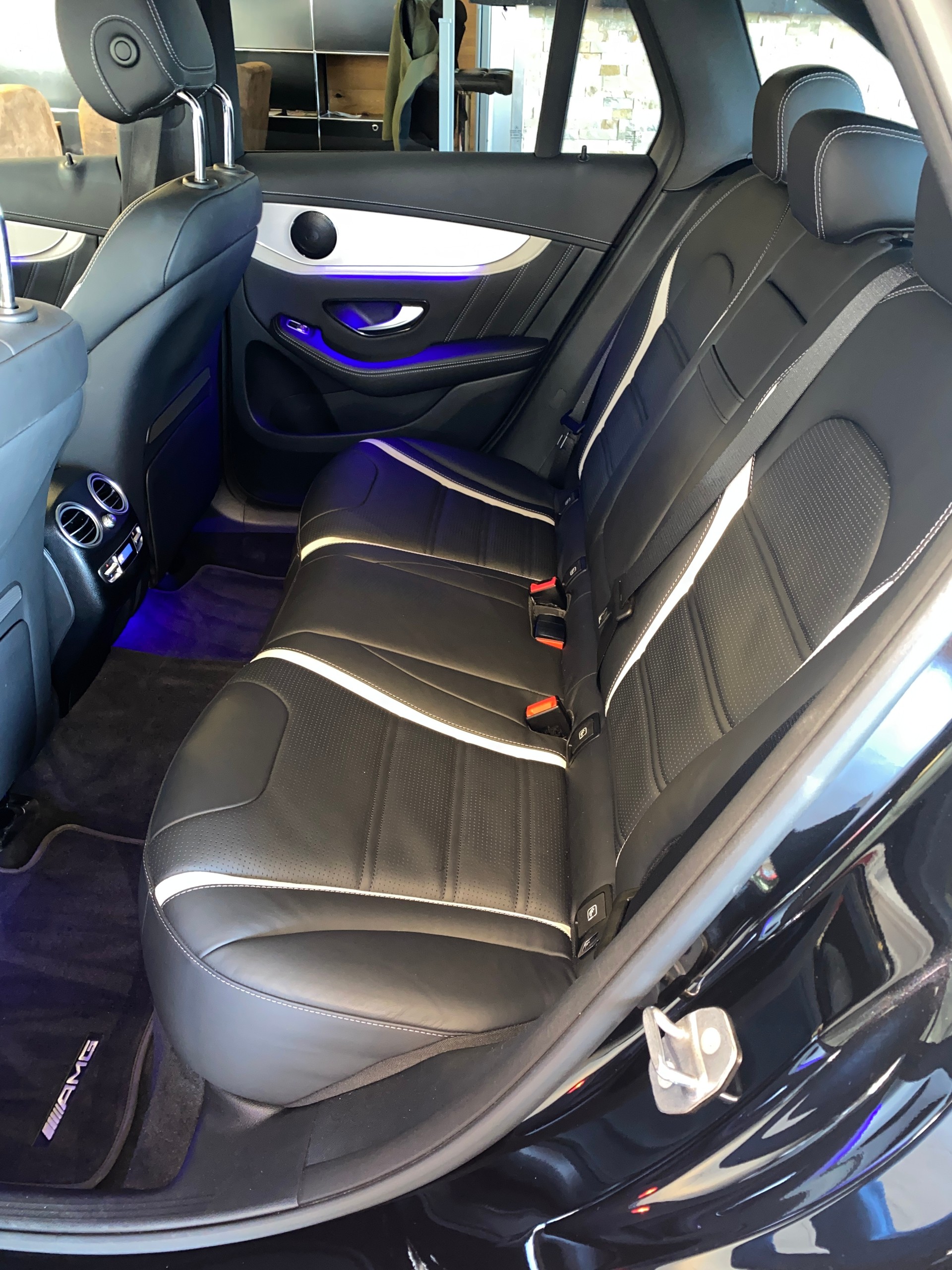 MERCEDES-BENZ GLC 63 S AMG 4Matic 9G-Tronic-image-14