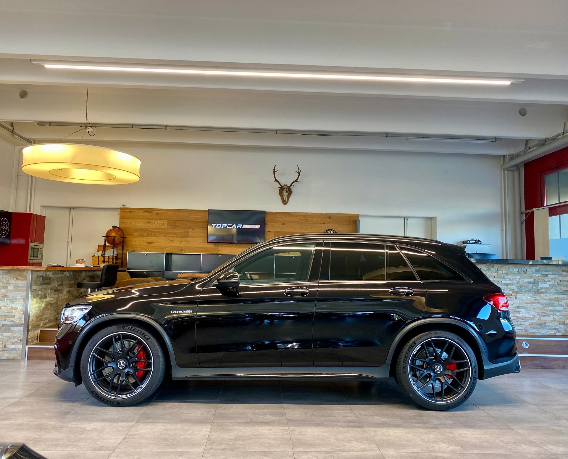 MERCEDES-BENZ GLC 63 S AMG 4Matic 9G-Tronic-showroom-element-2