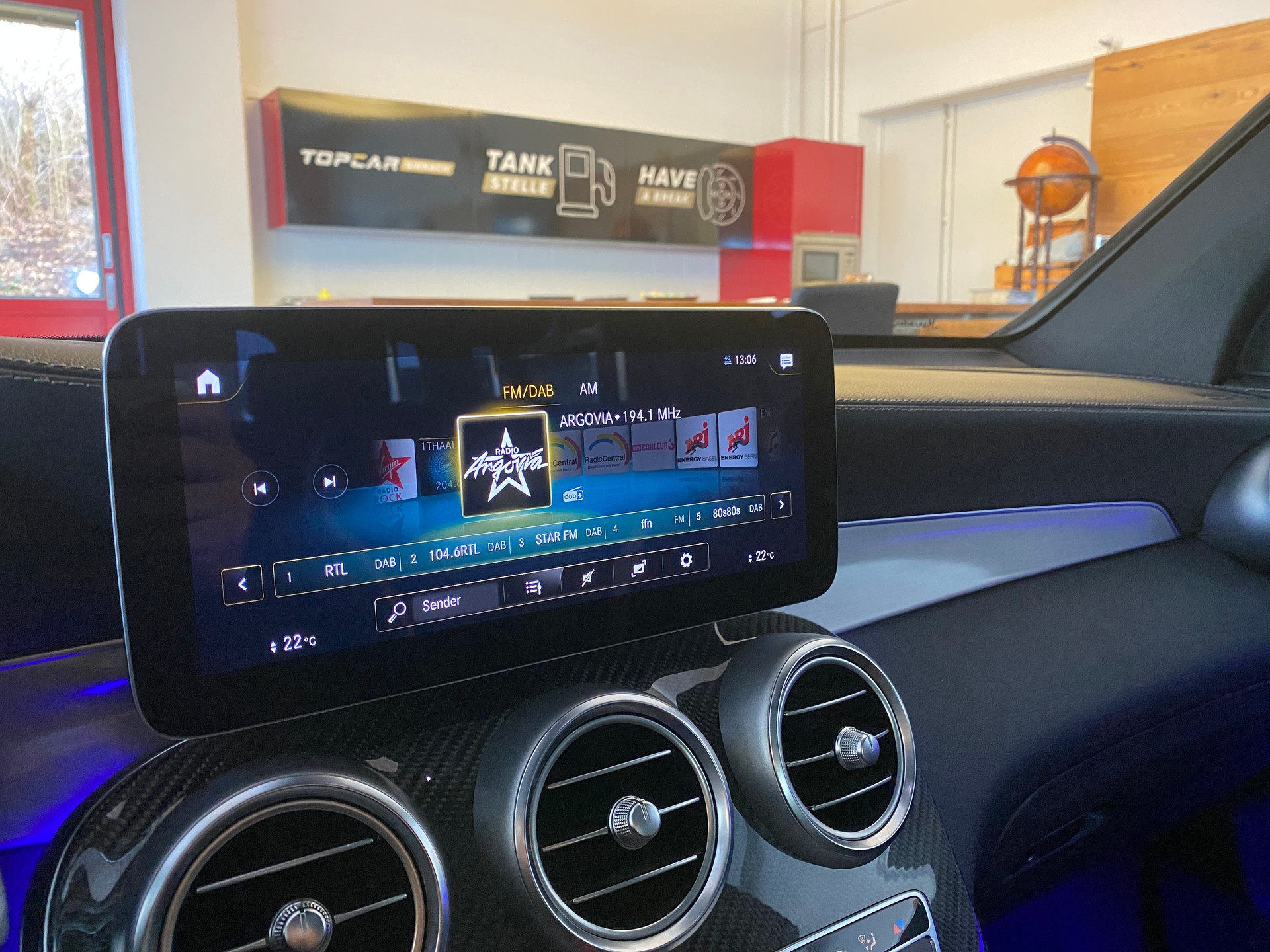 MERCEDES-BENZ GLC 63 S AMG 4Matic 9G-Tronic-image-24