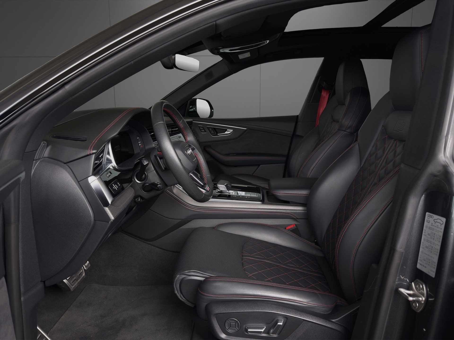 AUDI SQ8 SUV TFSI quattro tiptronic-image-6