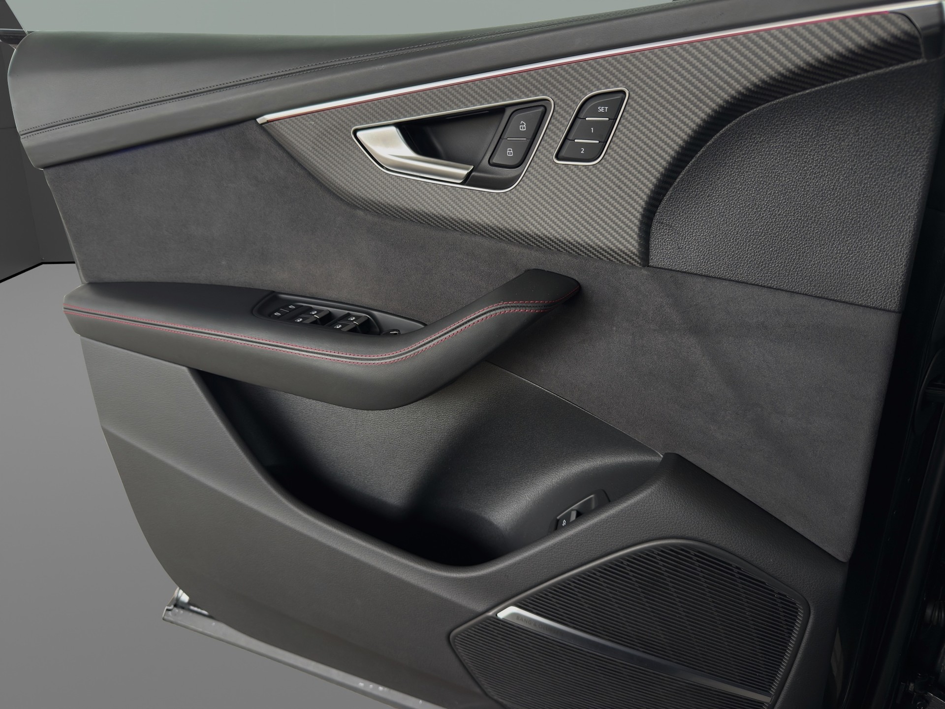 AUDI SQ8 SUV TFSI quattro tiptronic-image-16