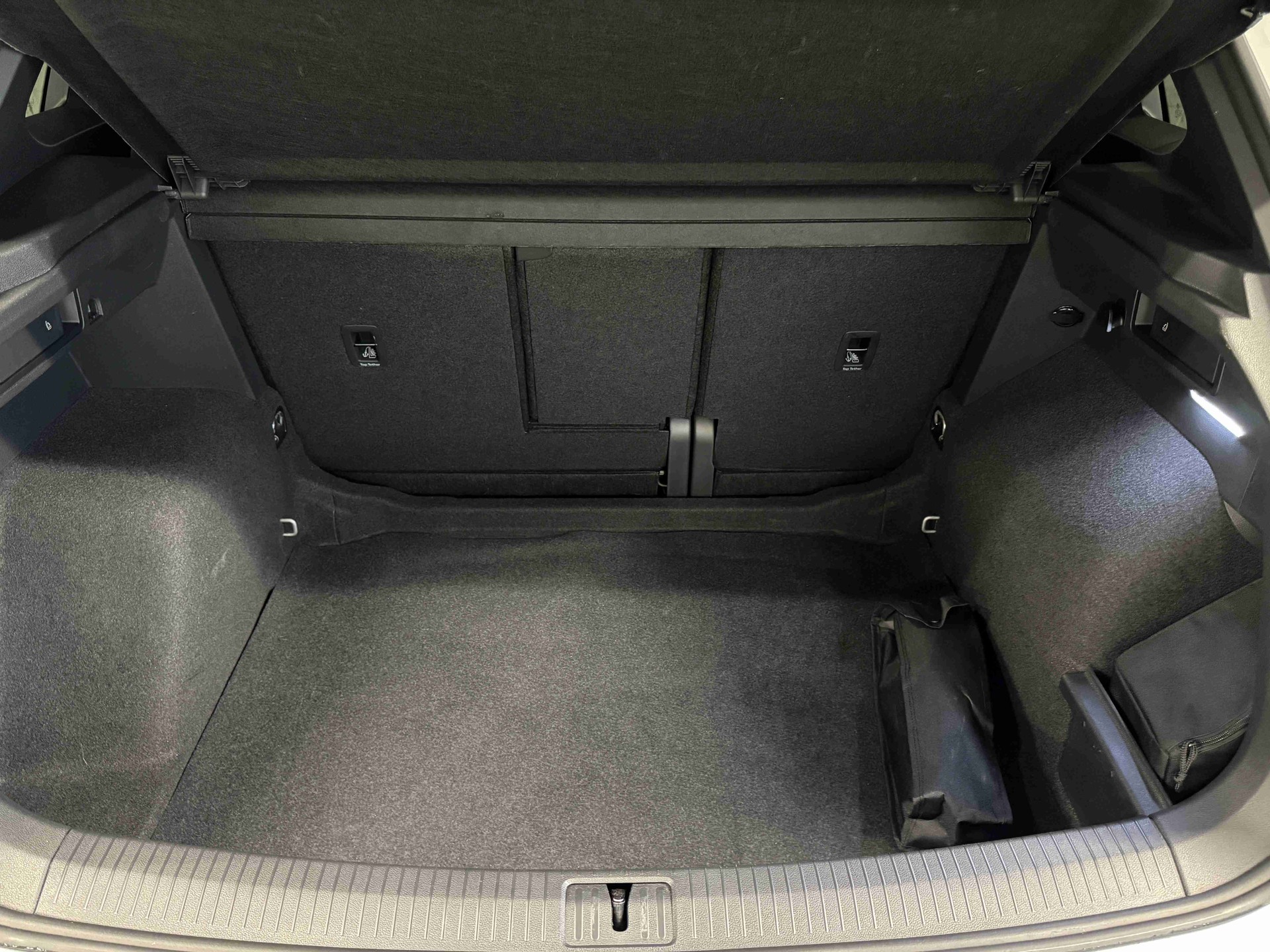 VW Tiguan 2.0TSI R-Line 4Motion DSG-image-15