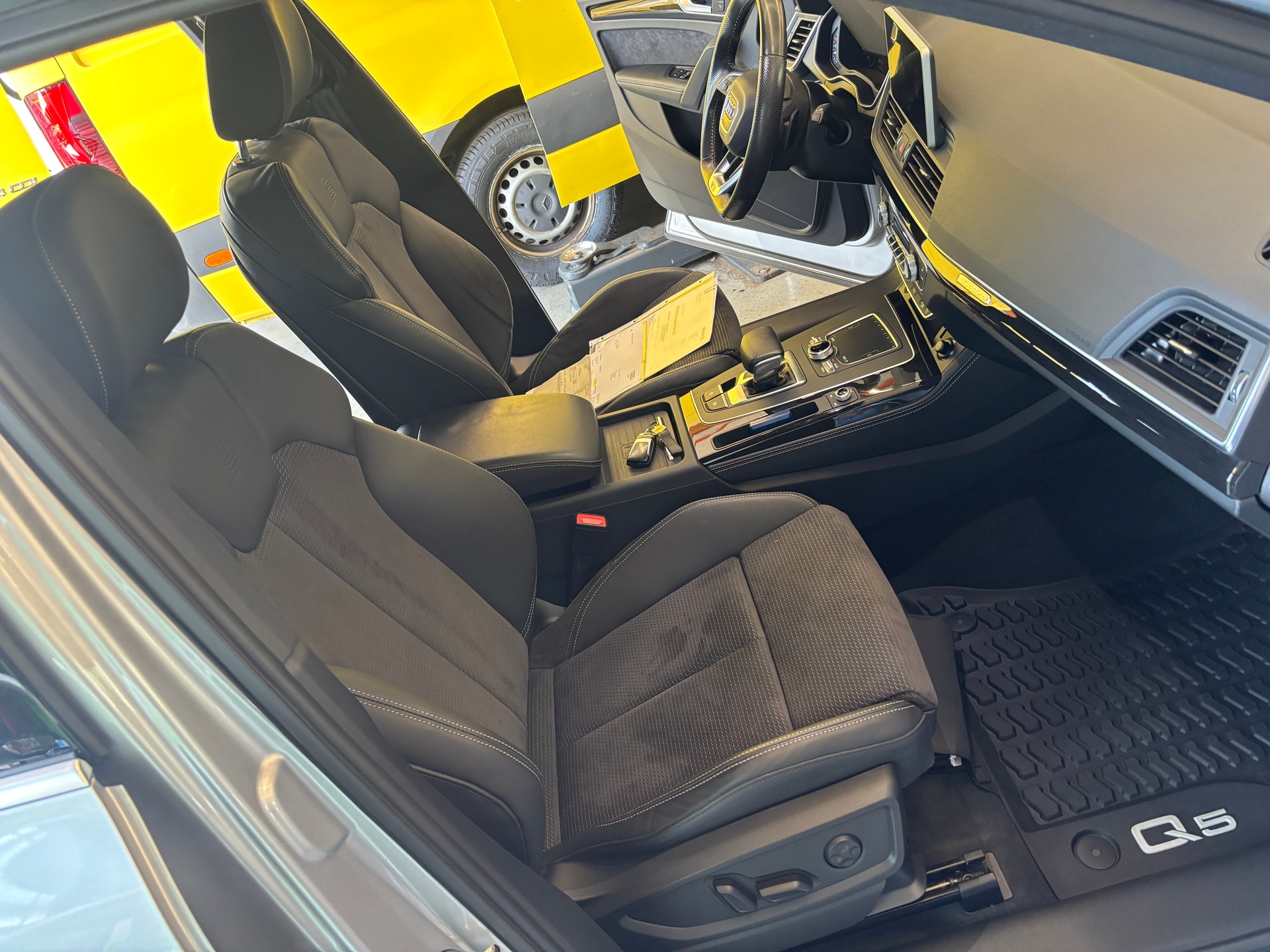 AUDI Q5 2.0 TFSI sport quattro S-tronic-image-11