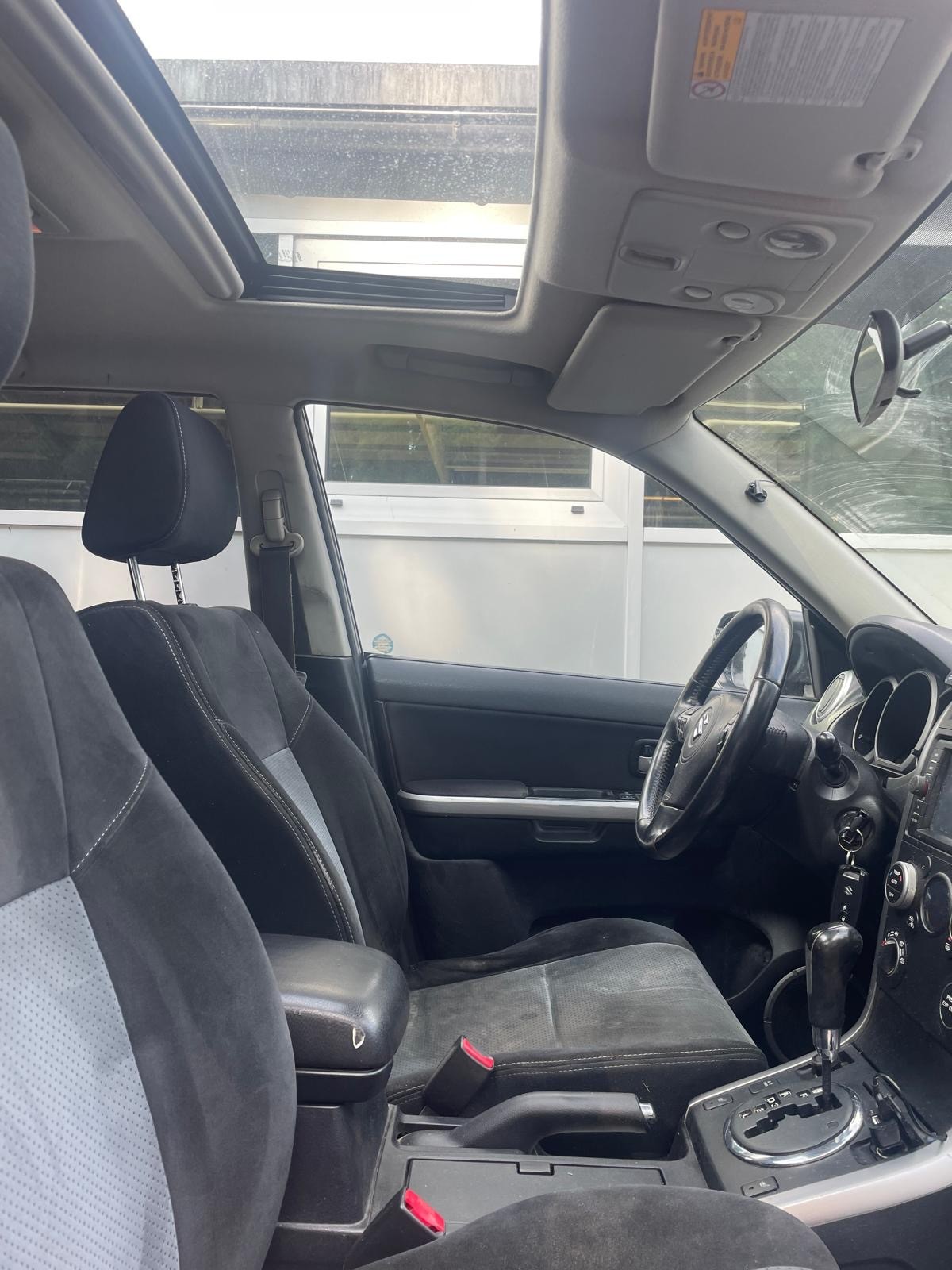 SUZUKI Grand Vitara 2.4 16V GL Top Automatic-image-3