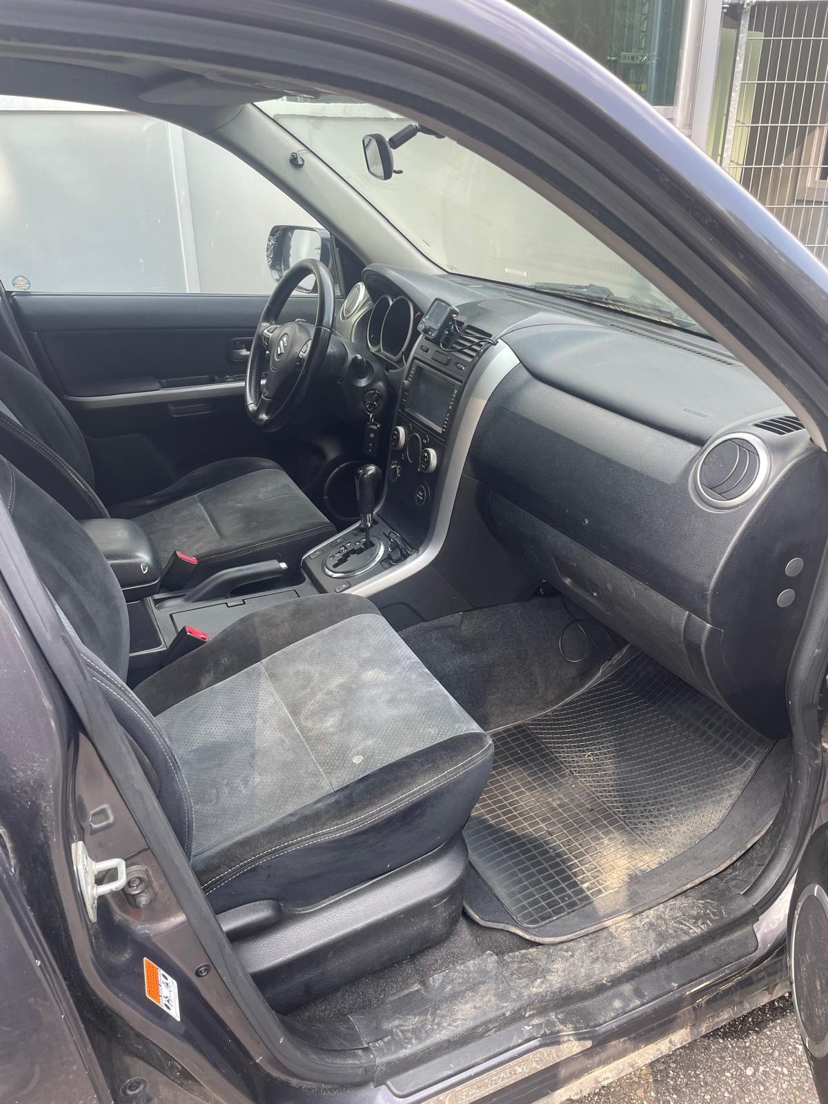 SUZUKI Grand Vitara 2.4 16V GL Top Automatic-image-5