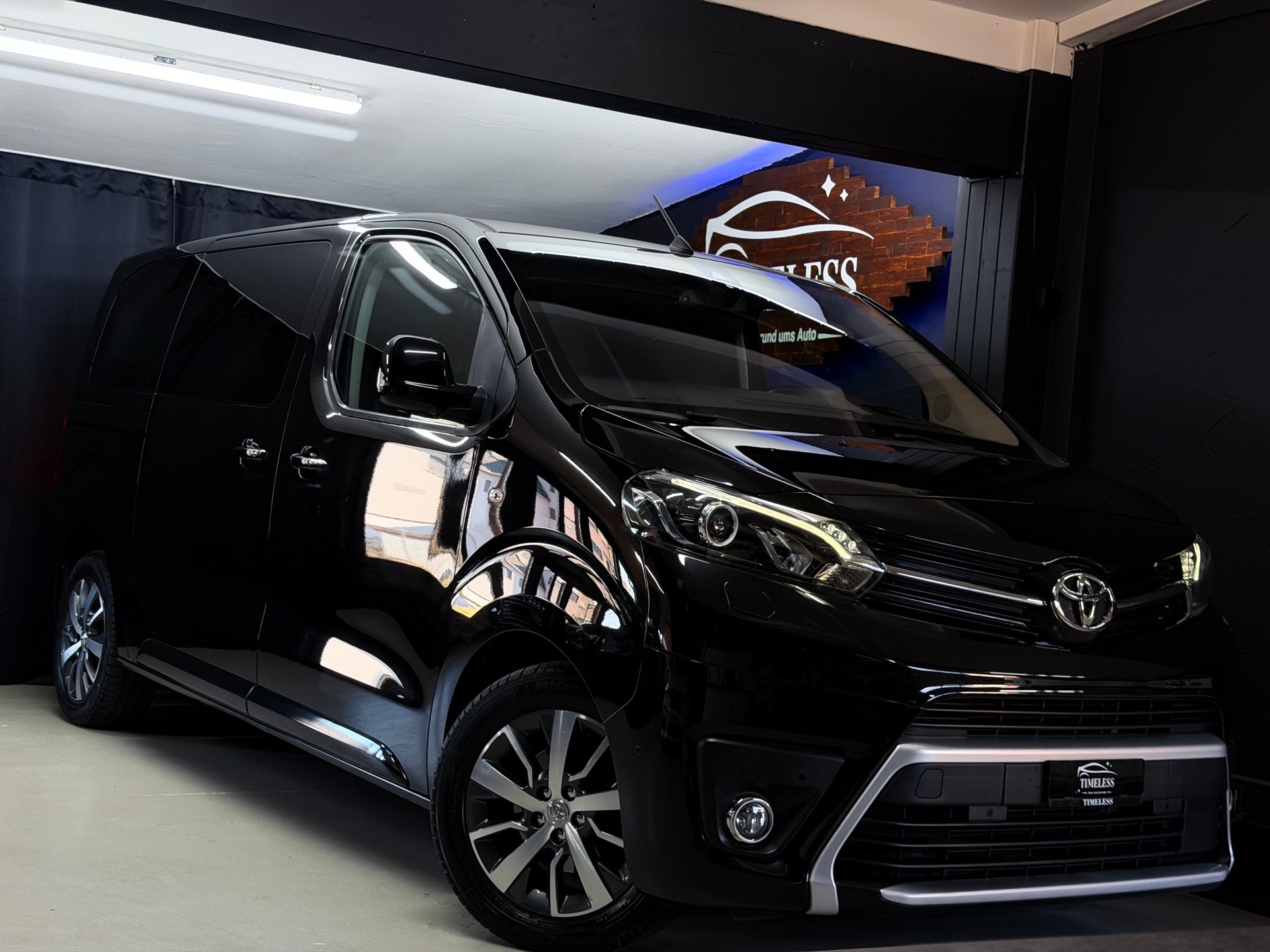 TOYOTA Proace Verso 2.0 D-4D 4x4 Trend Medium-image-0