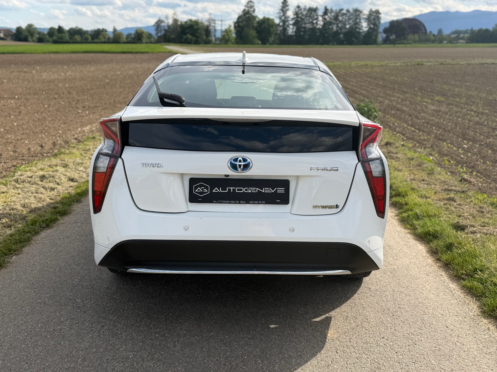TOYOTA Prius 1.8 VVT-i HSD Sol Premium-image-8