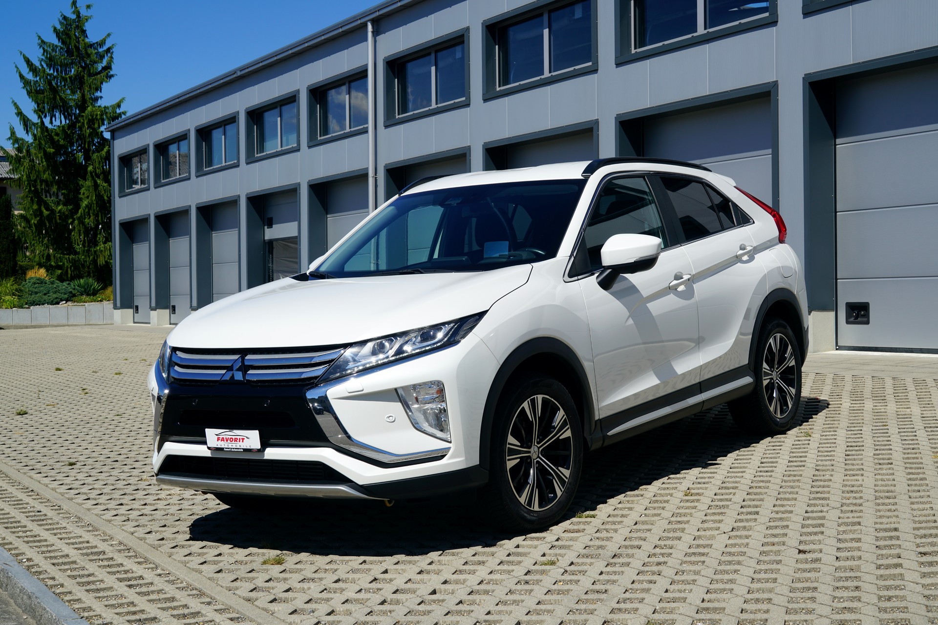 MITSUBISHI Eclipse Cross 2.2DID Style 4WD (CH)-image-0