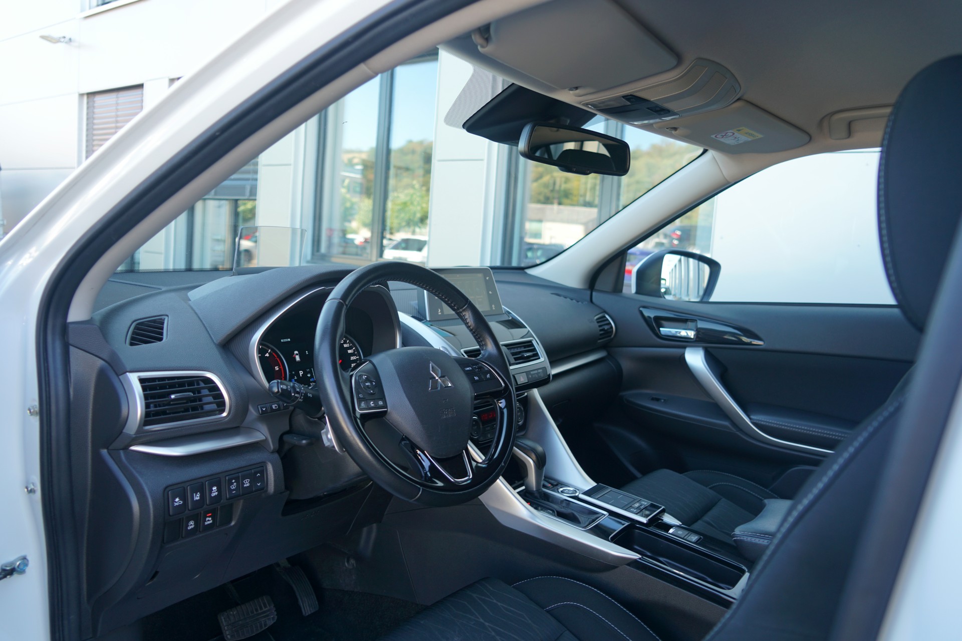 MITSUBISHI Eclipse Cross 2.2DID Style 4WD (CH)-image-3