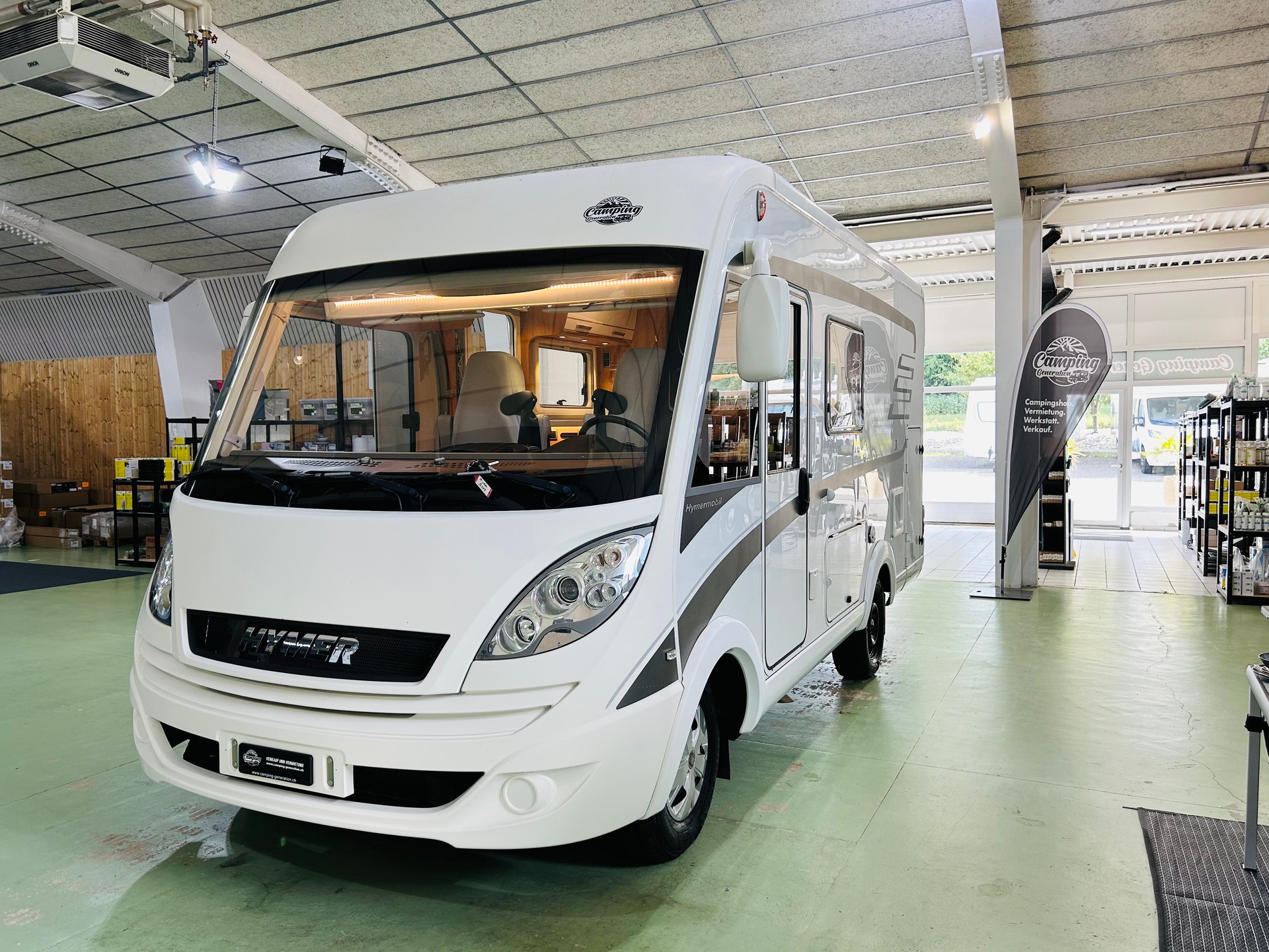 HYMER B 504-image-1