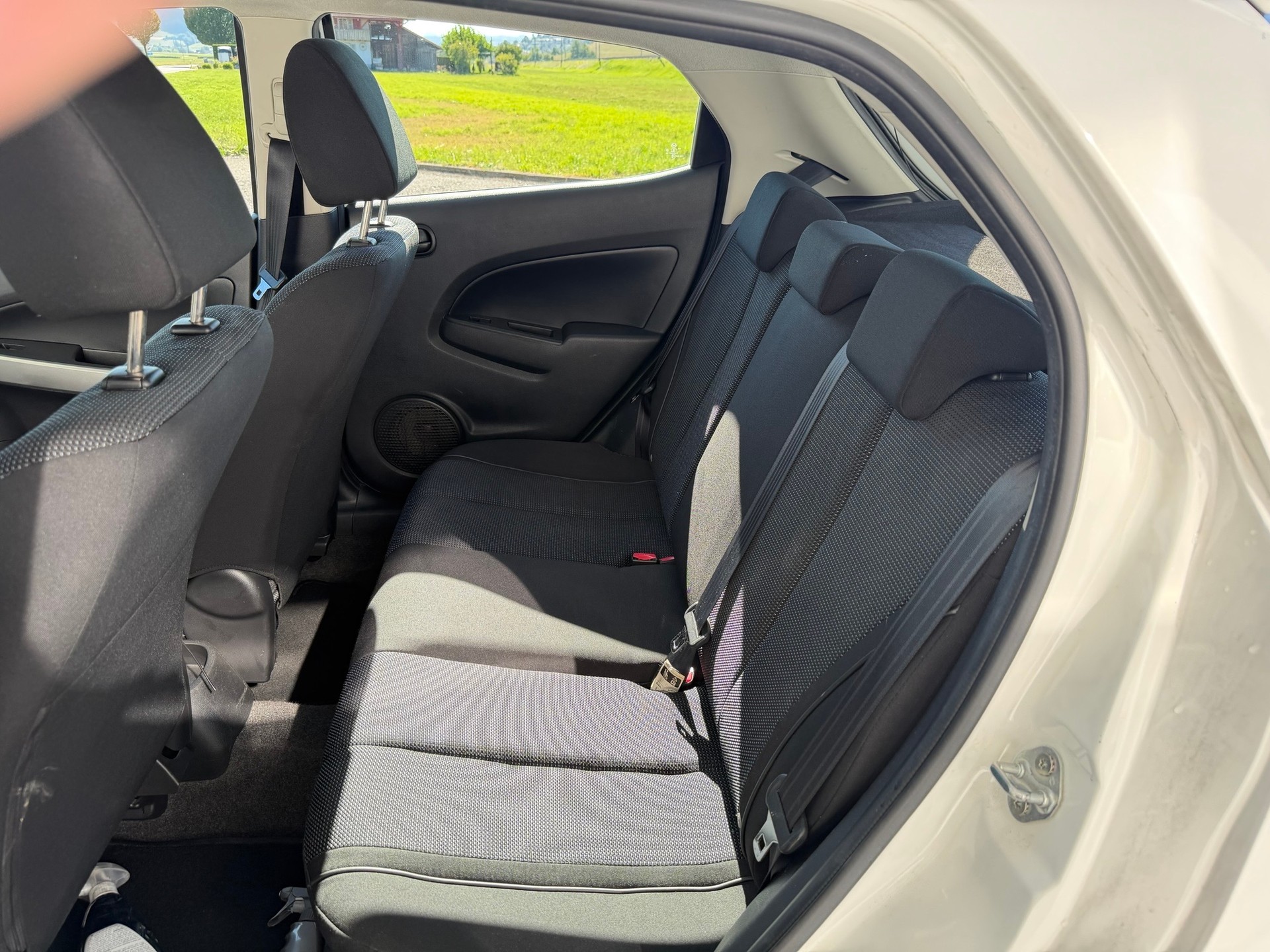 MAZDA 2 1.5i 16V Sport-image-9
