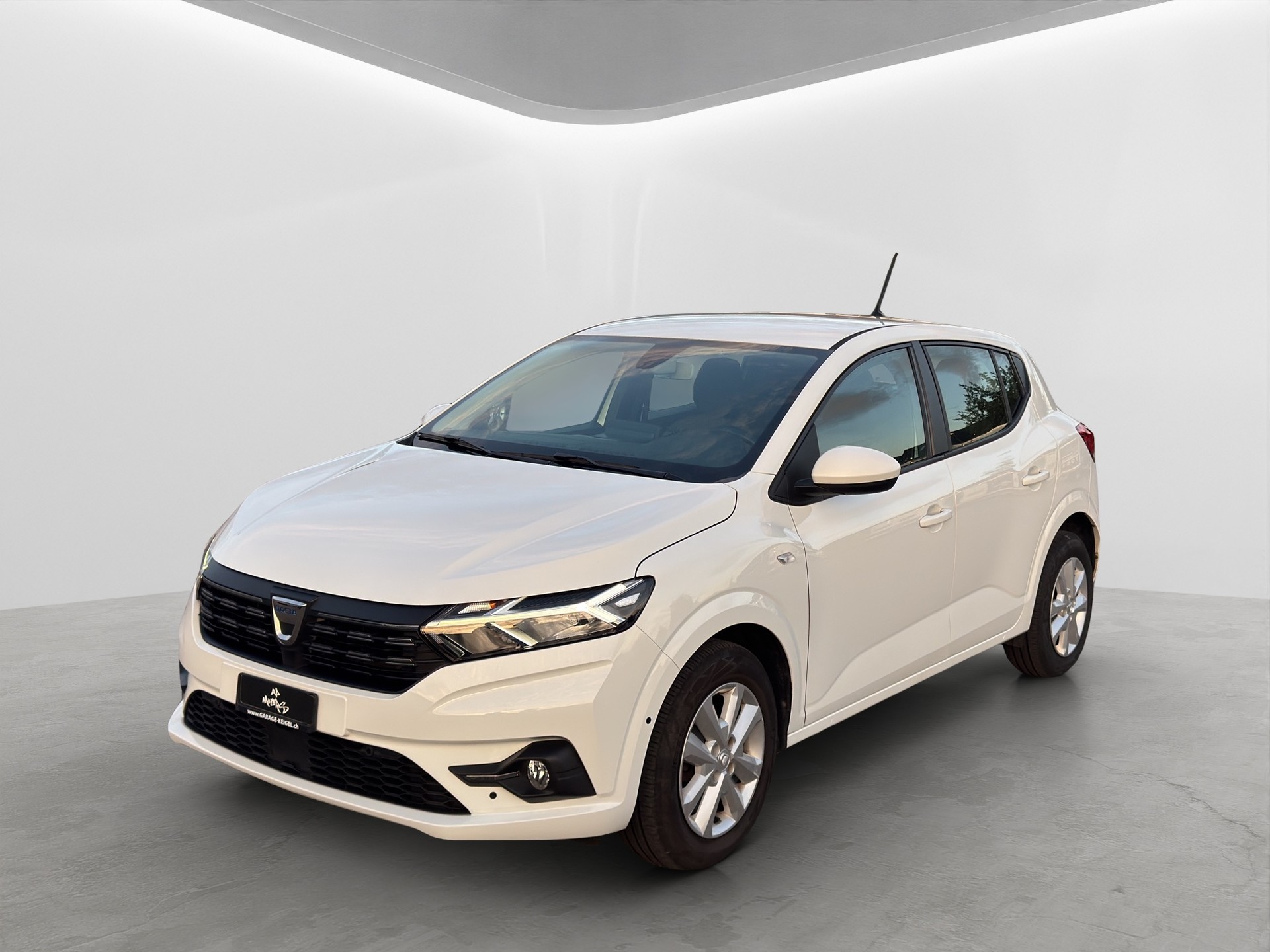 DACIA Sandero TCe 90 Comfort CVT-image-2