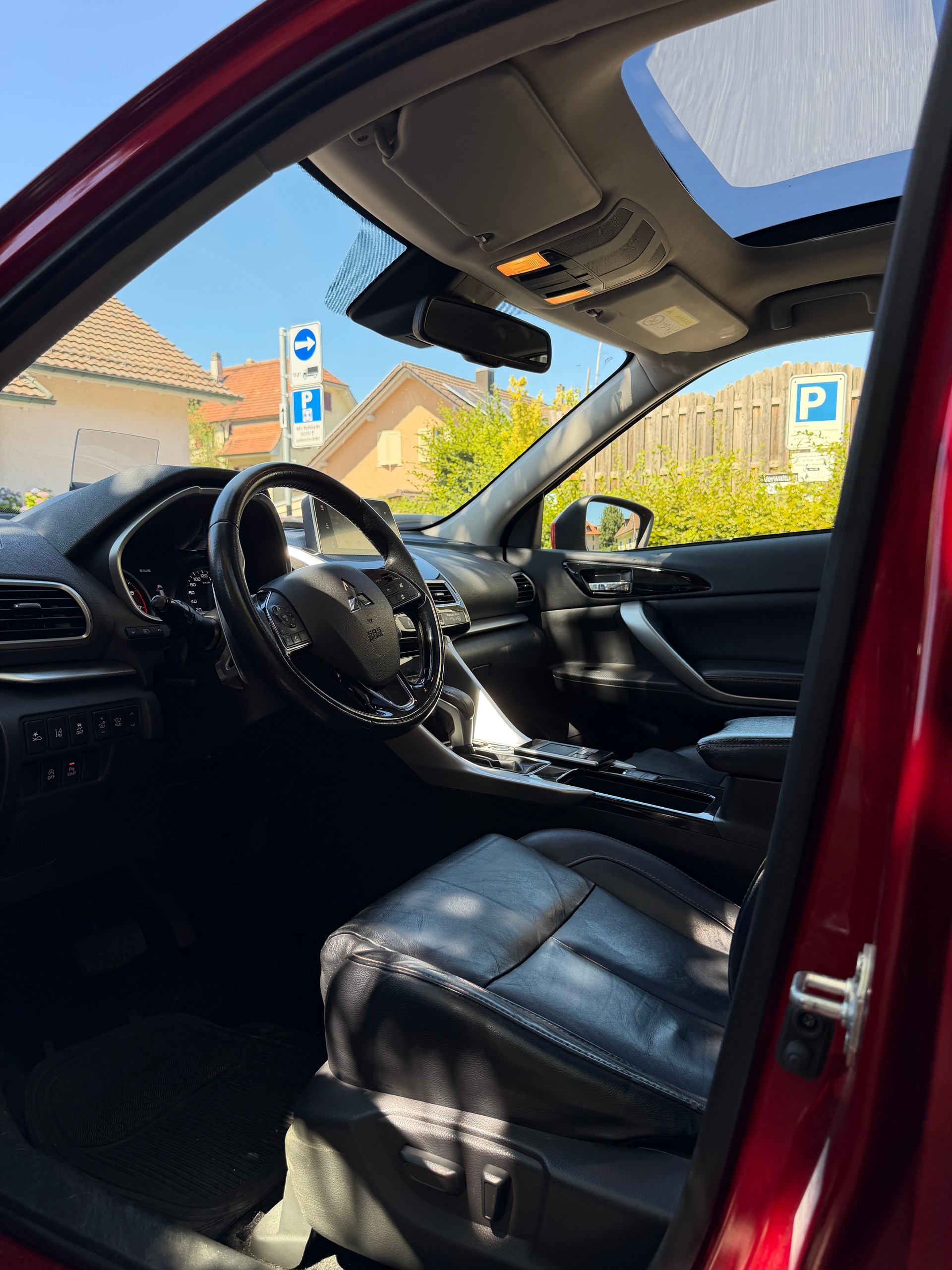MITSUBISHI Eclipse Cross 1.5 T-Mivec Diamond Black Line 4WD CVT-image-8