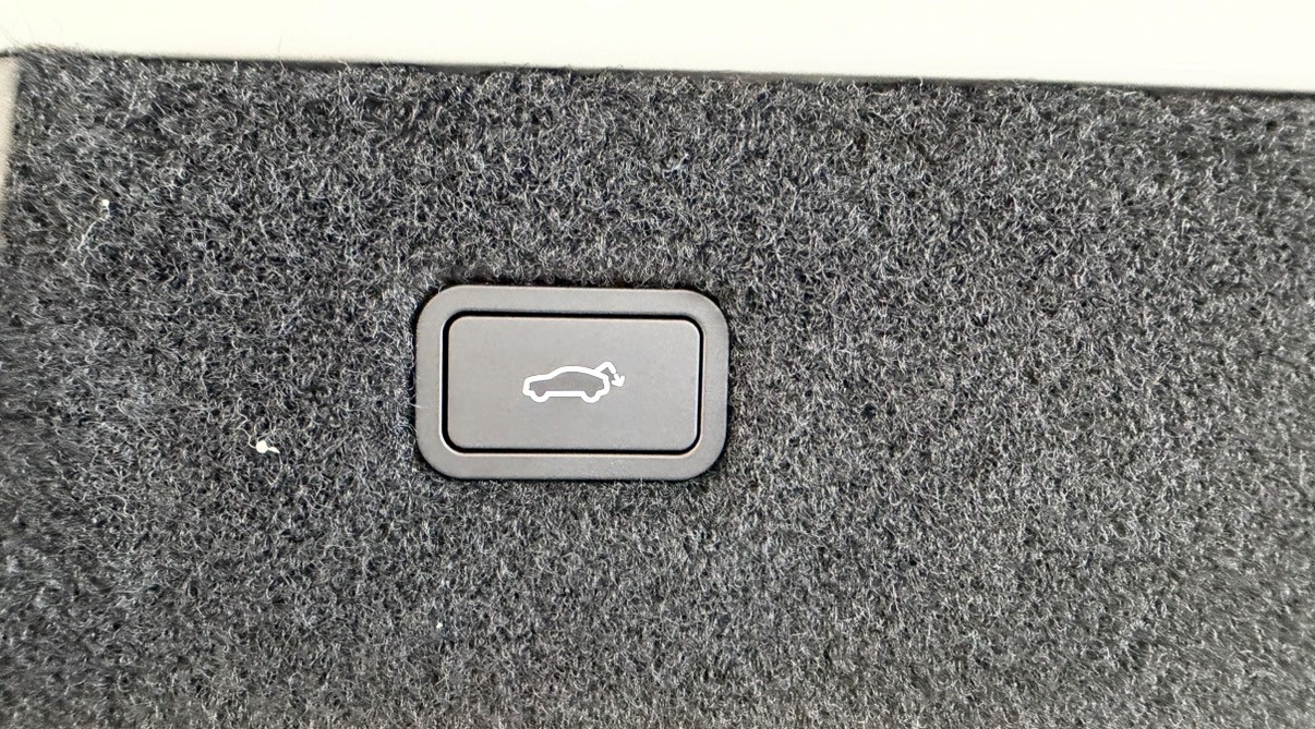 POLESTAR 4 Long Range Single Motor Prim-image-15
