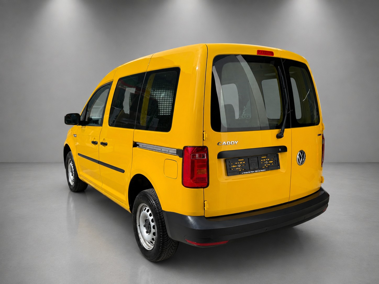 VW CADDY 2.0 TDI 4Motion-image-2