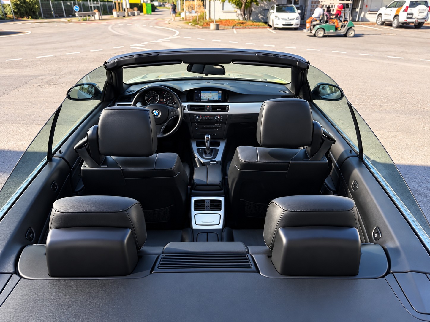 BMW 320i Cabriolet Steptronic-image-5