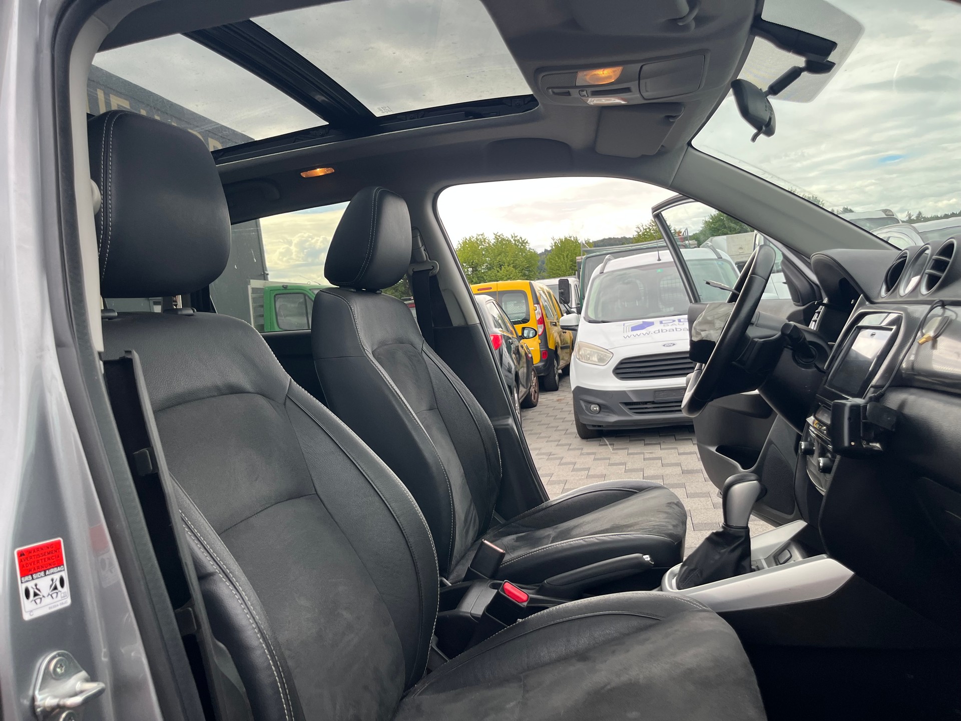 SUZUKI Vitara 1.6 TD Tradizio Top TCSS-image-13