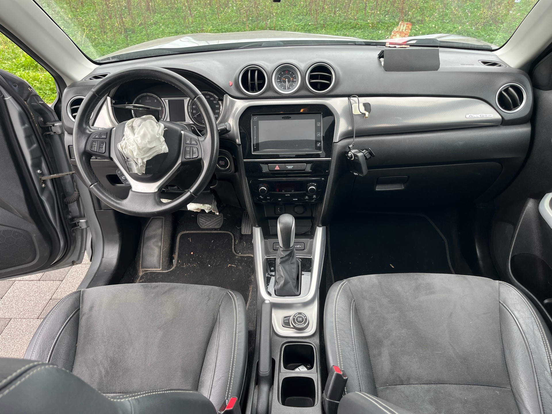 SUZUKI Vitara 1.6 TD Tradizio Top TCSS-image-12