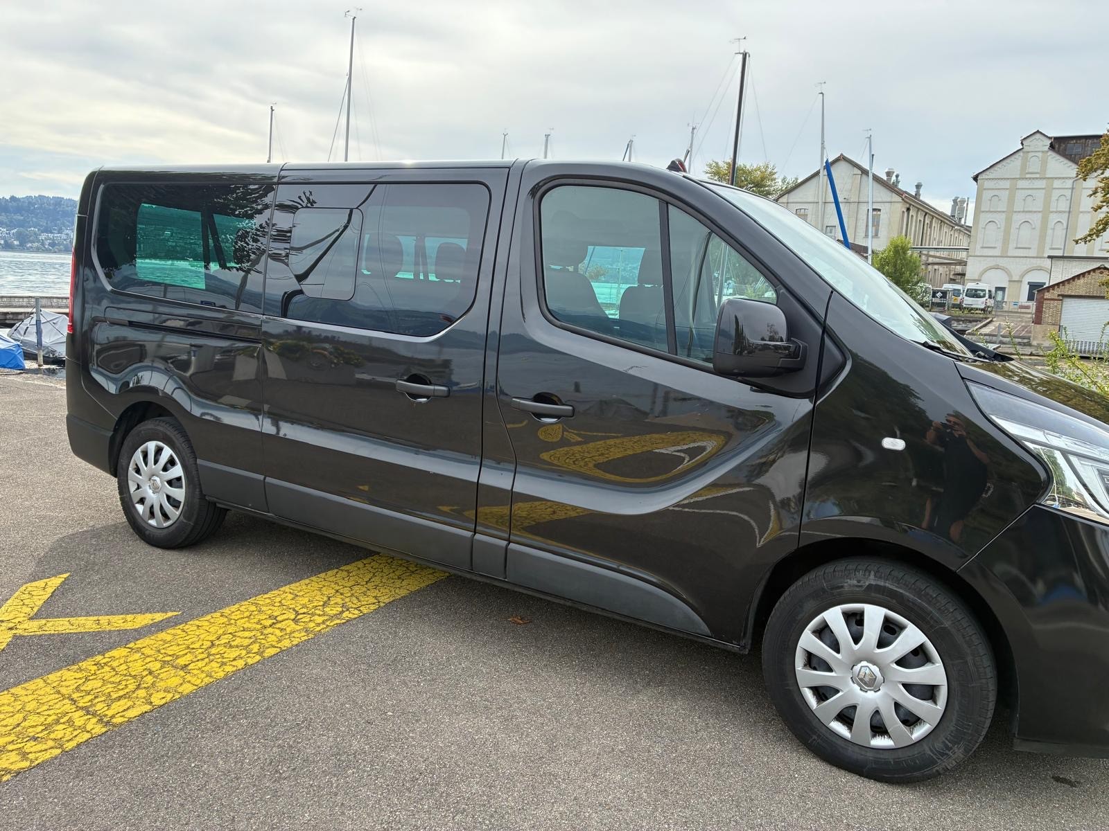 RENAULT Trafic Blue dCi 170 EDC Grand Spaceclass-image-11
